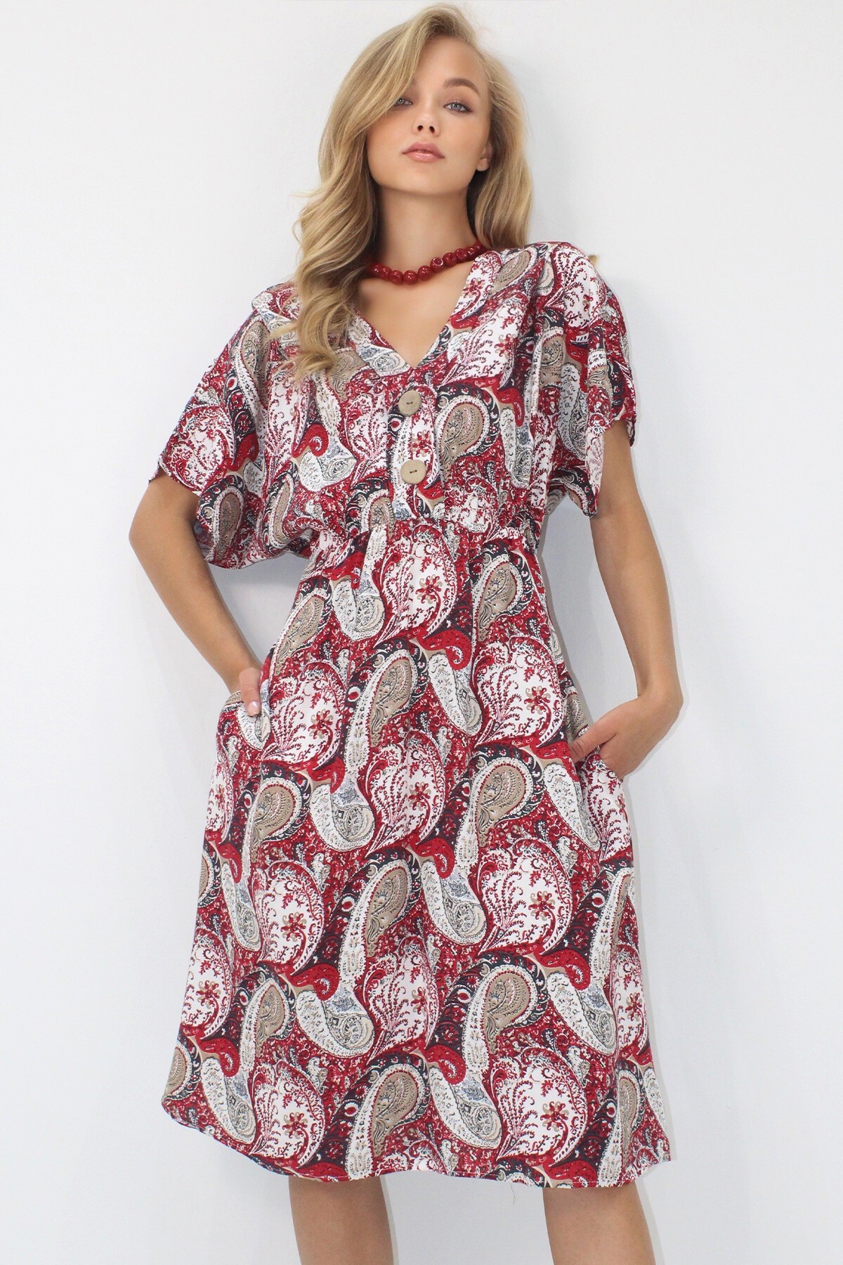 Kırmızı Ön Arka V Yaka Coconut Düğmeli Çift Cepli Desenli Dokuma Viskon Elbise