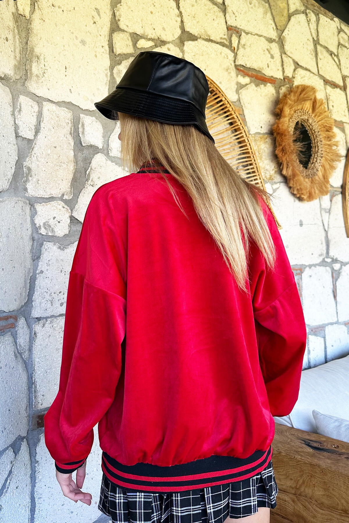 Kırmızı W Nakışlı Ribanalı Kadife Bomber Ceket