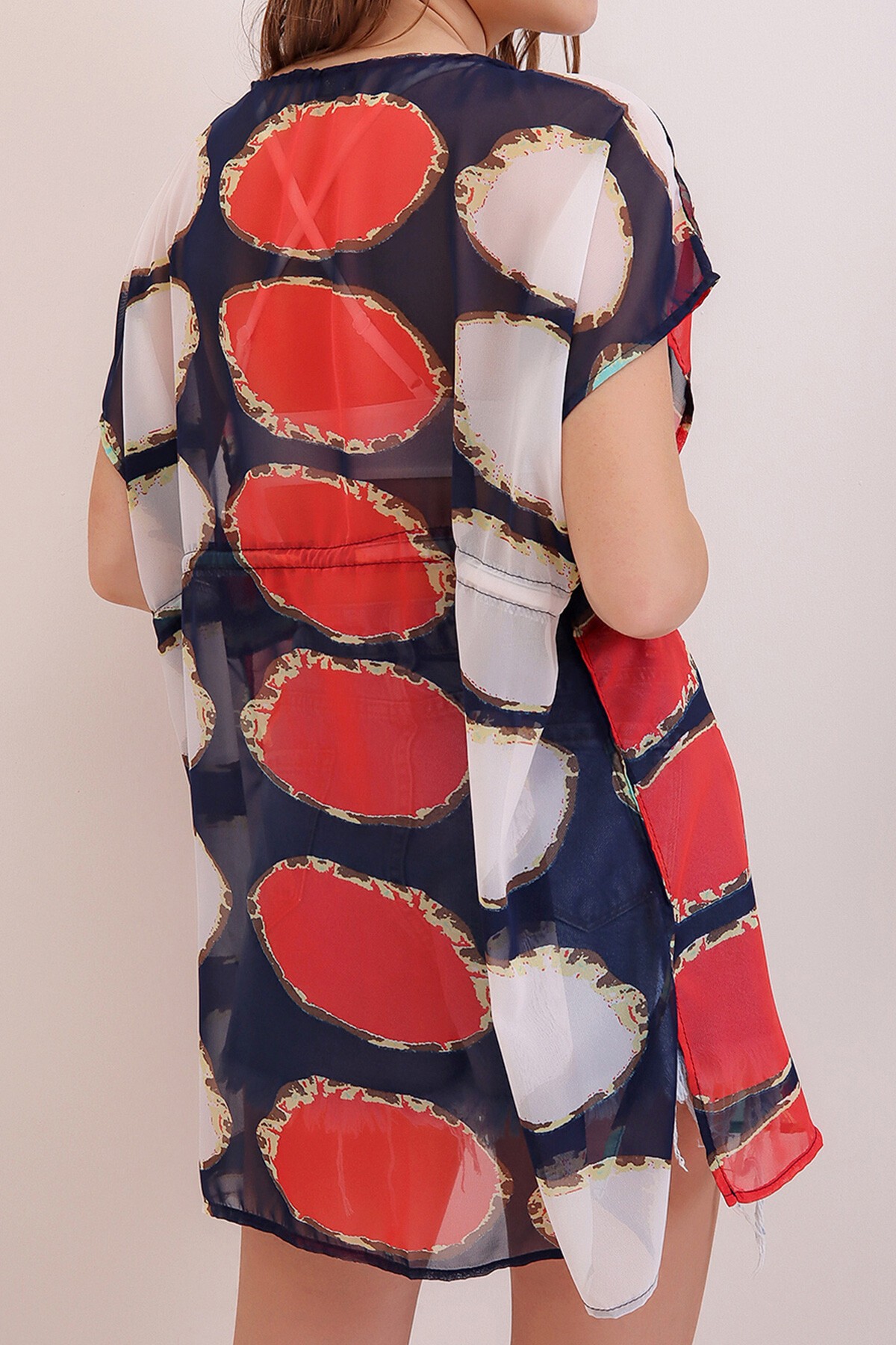 Kırmızı Yanı Yırtmaçlı Desenli Kimono