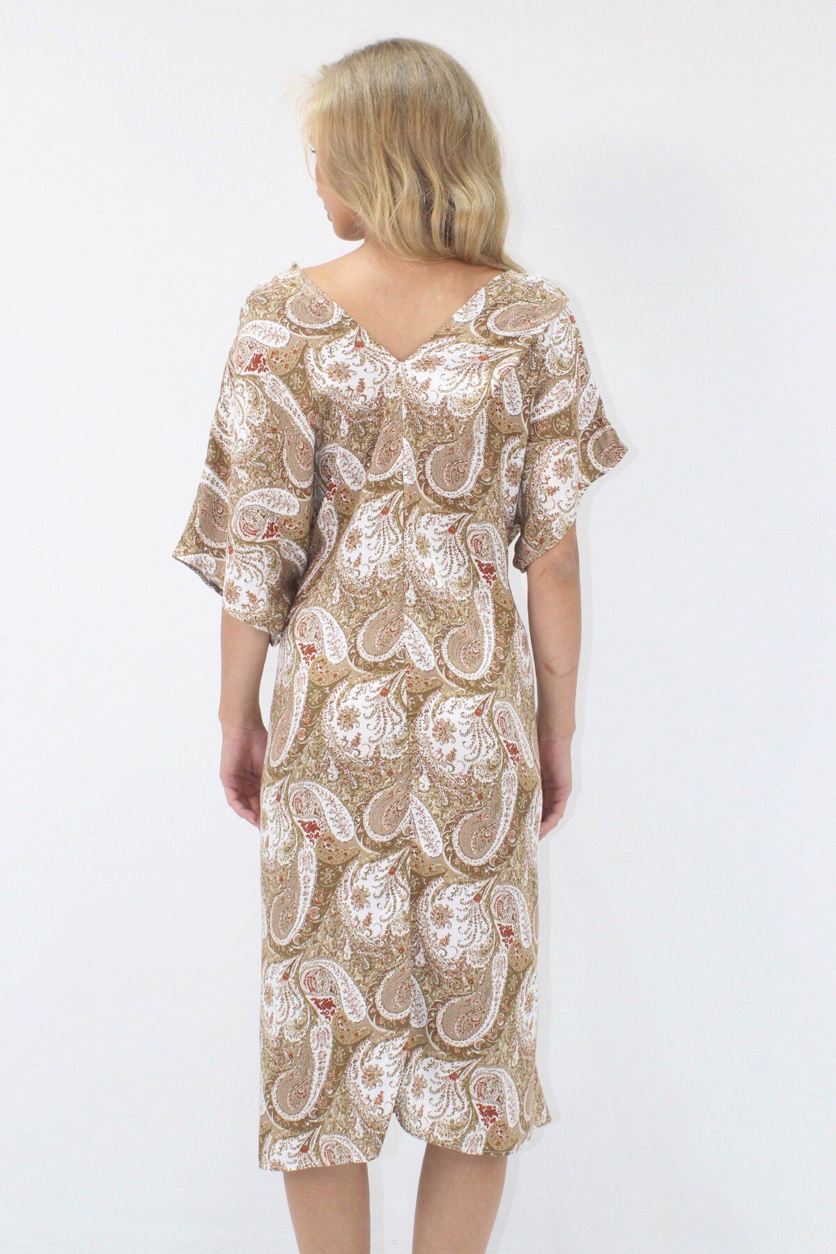 Koyu Bej Ön Arka V Yaka Coconut Düğmeli Çift Cepli Desenli Dokuma Viskon Elbise