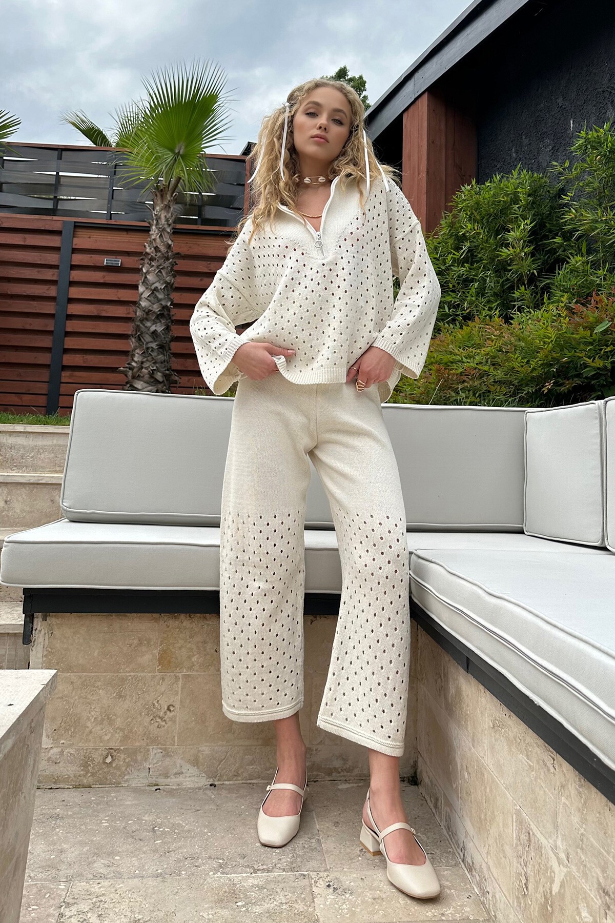 Krem Delik Ajurlu Fermuarlı Alt Üst Triko Takım