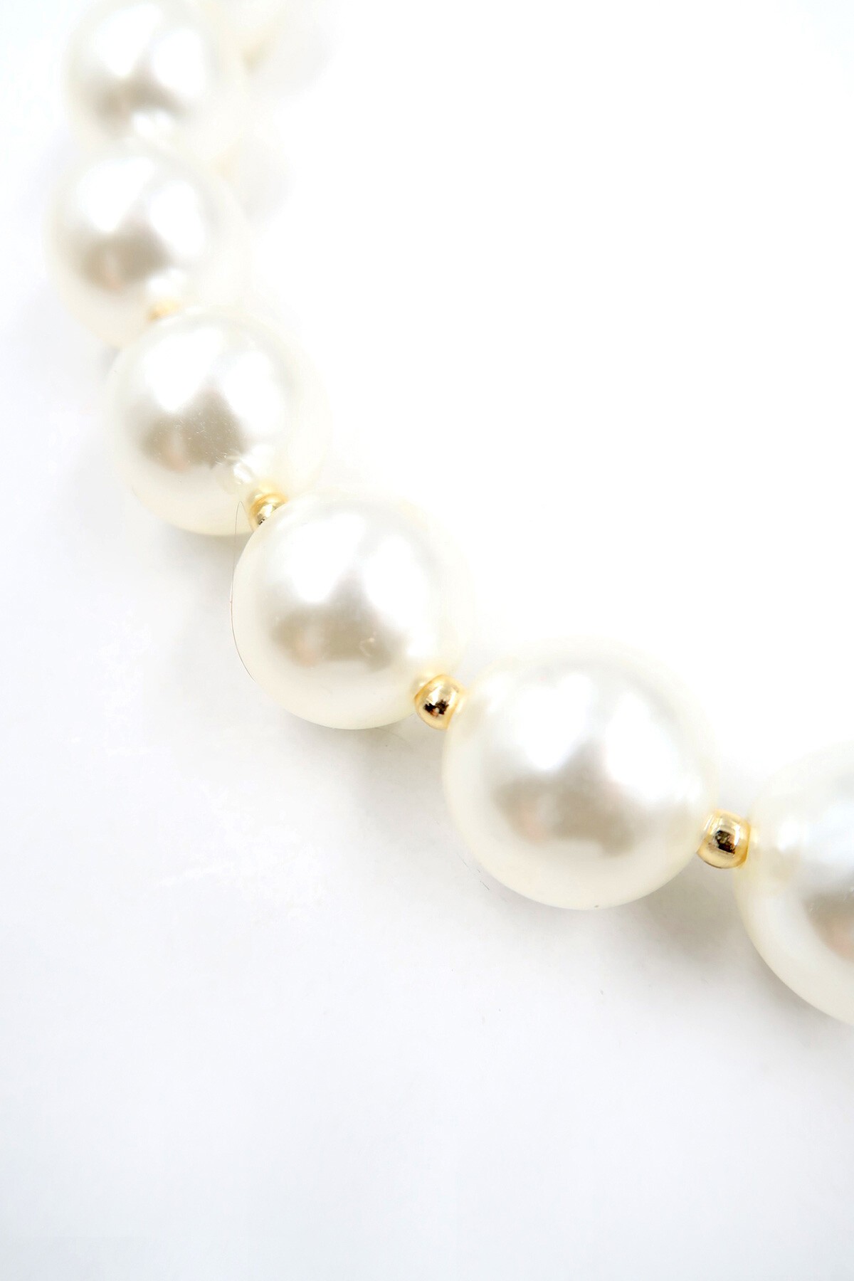 Krem Gold Biyeli Büyük Boncuklu Tasarım İnci Kolye