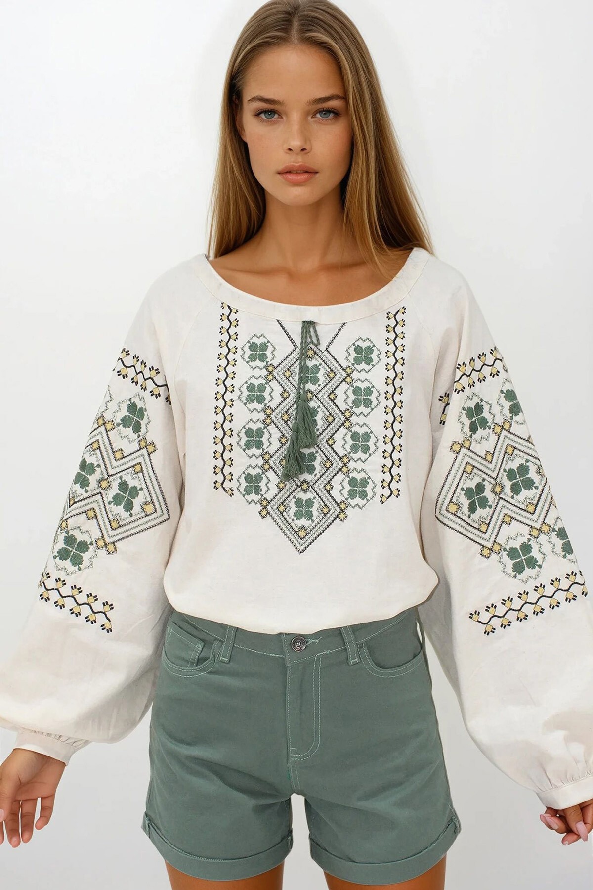 Krem Nakışlı Balon Kol Ham Keten Bluz
