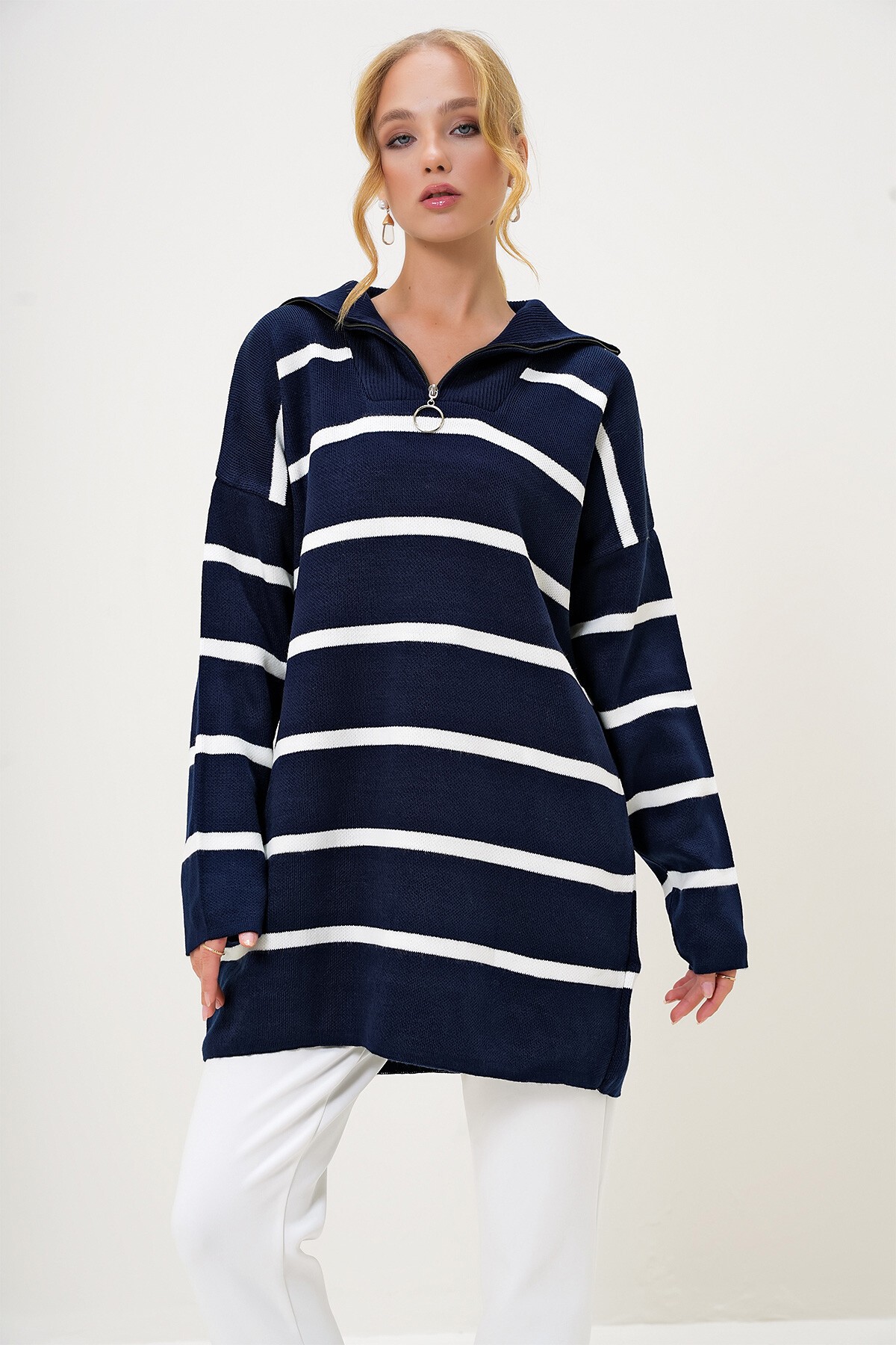 Lacivert Balıkçı Yaka Fermuar Detaylı Çizgili Triko Tunik