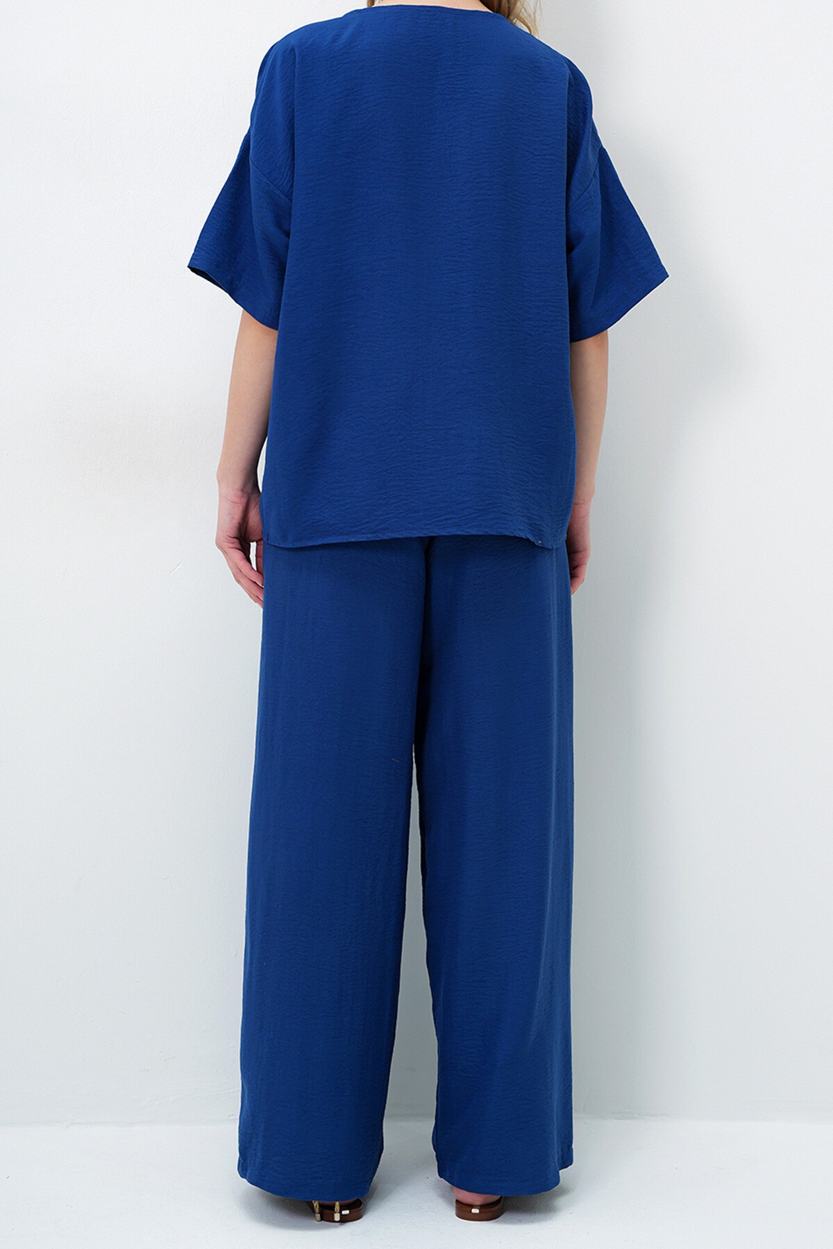 Lacivert V Yaka Metal Gold Düğme Detaylı Aerobin Bluz Ve Pantolon Alt Üst Takım
