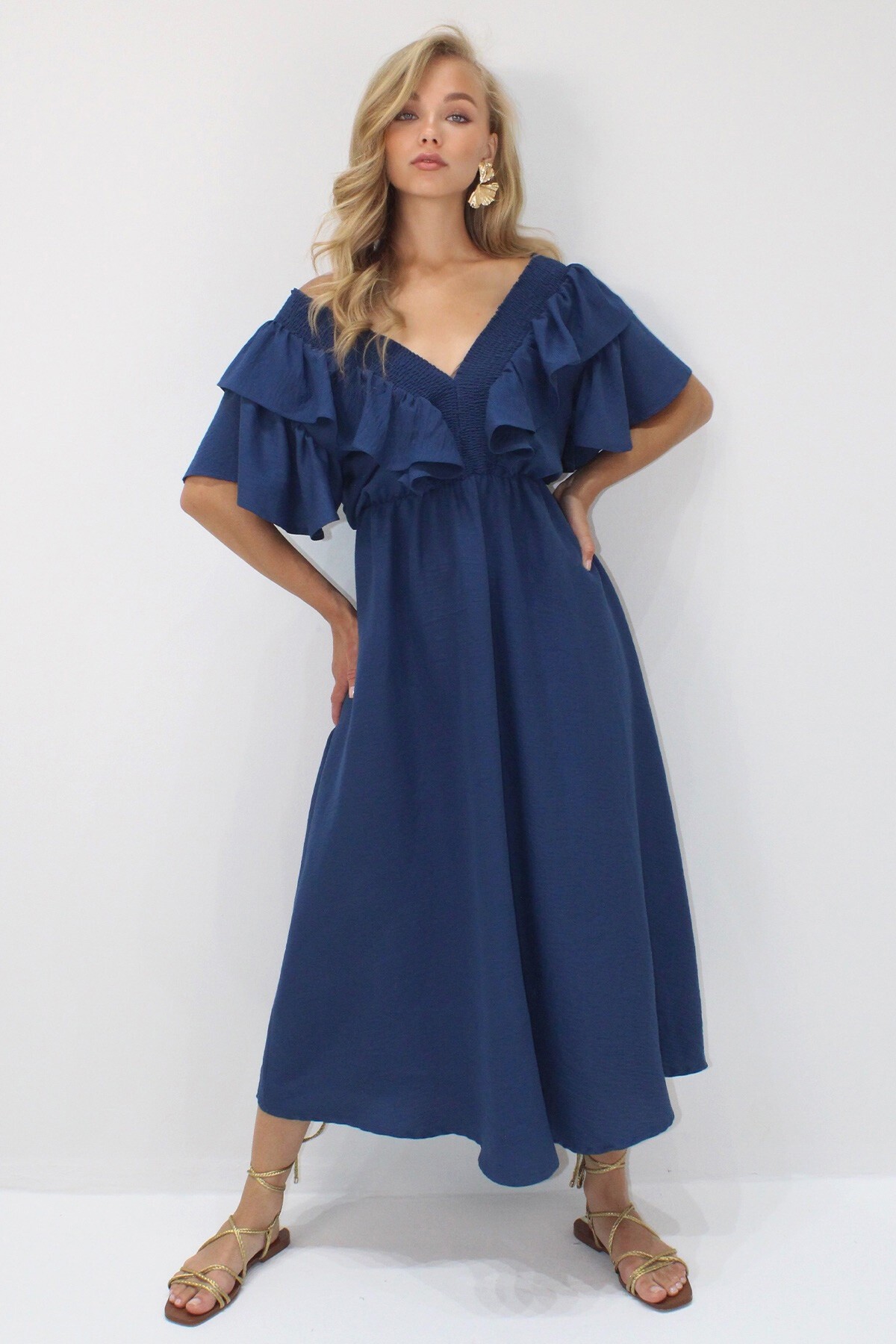 Lacivert Yakası Gipeli Ve Volanlı Beli Midiboy Dokuma Elbise