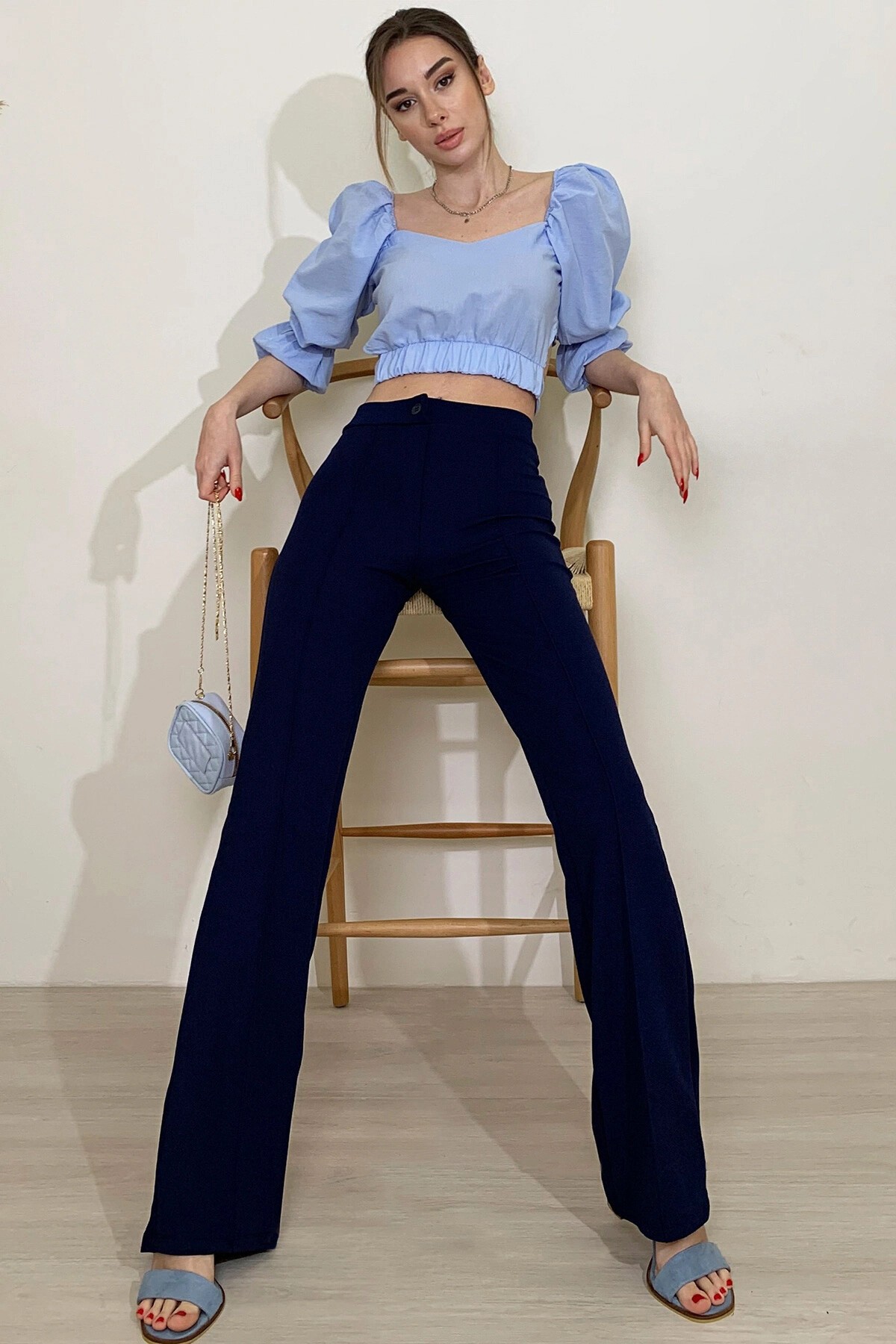 Lacivert Yüksek Bel Nervür Dikişli İspanyol Paça Dokuma Pantolon