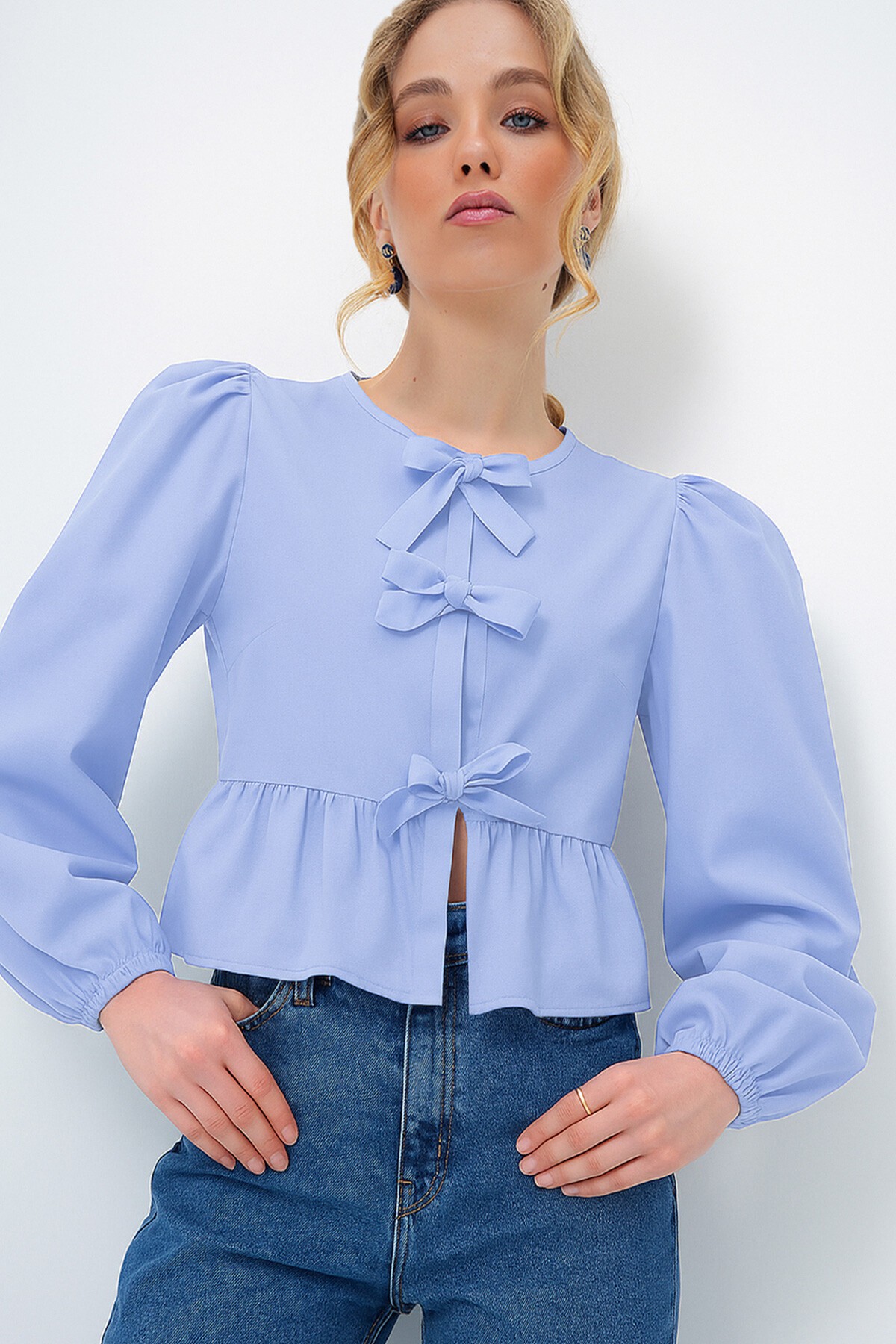 Lila Bisiklet Yaka Fiyonk Bağlamalı Prenses Kol Poplin Bluz