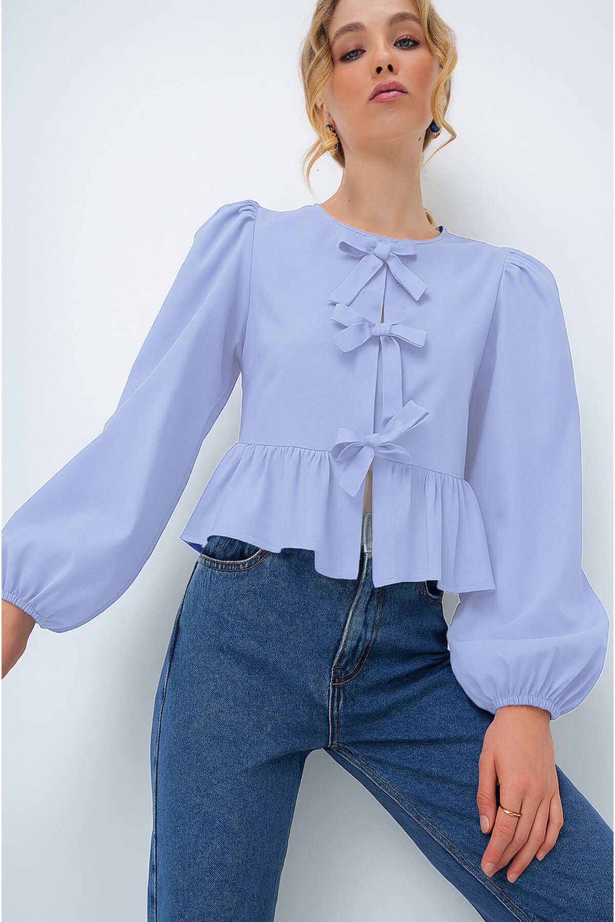 Lila Bisiklet Yaka Fiyonk Bağlamalı Prenses Kol Poplin Bluz