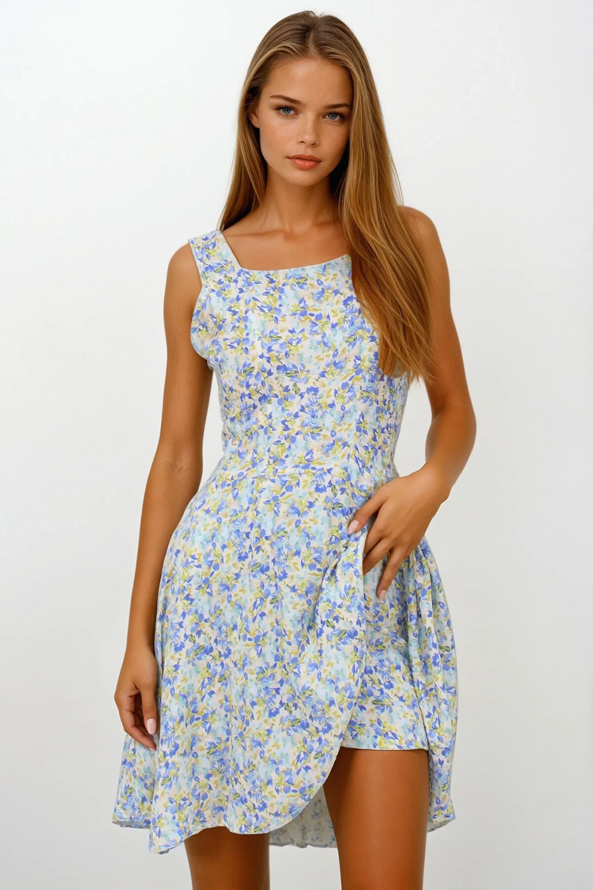 Mavi U Yaka Fermuar Kapamalı Pileli Şortlu Elbise