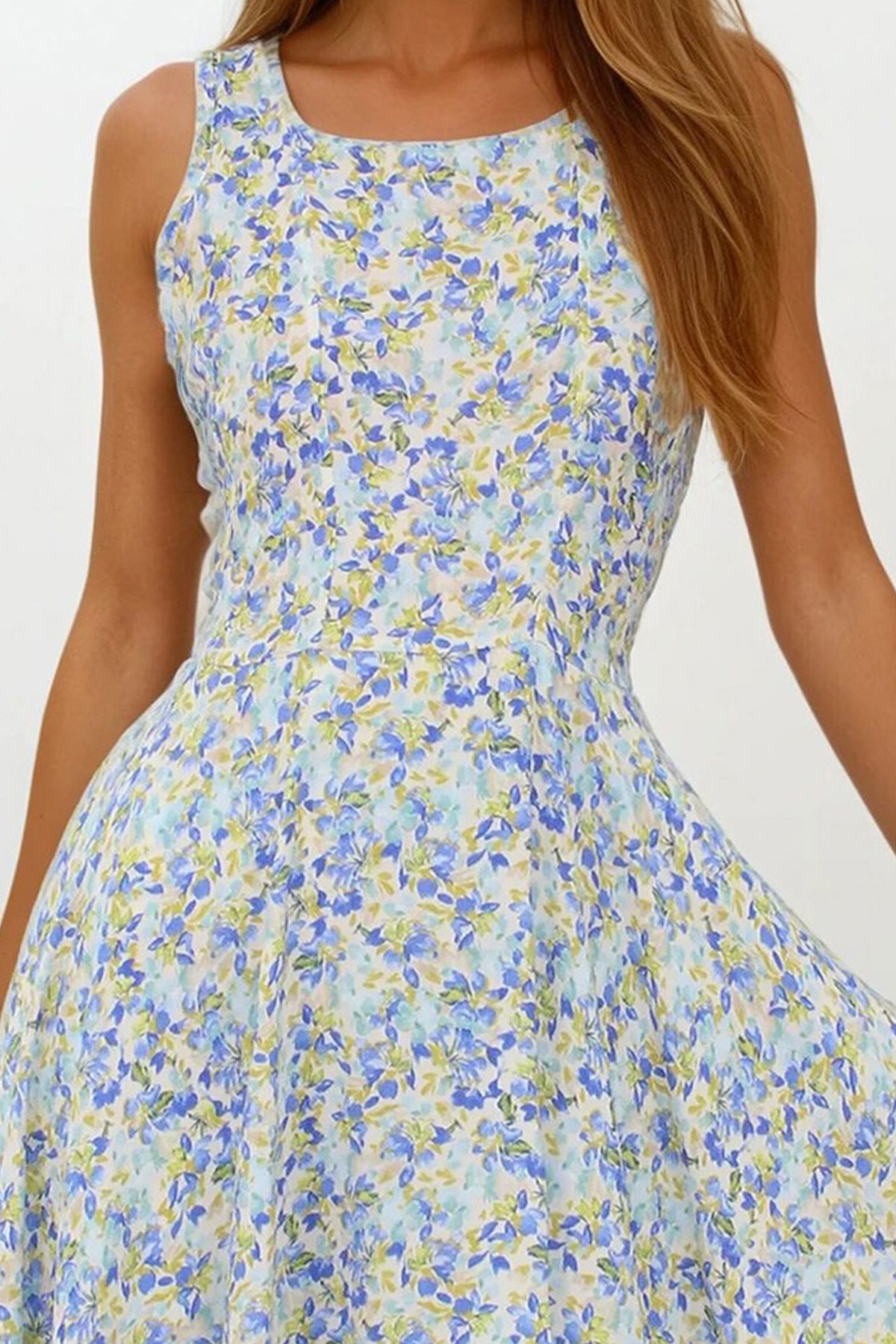 Mavi U Yaka Fermuar Kapamalı Pileli Şortlu Elbise