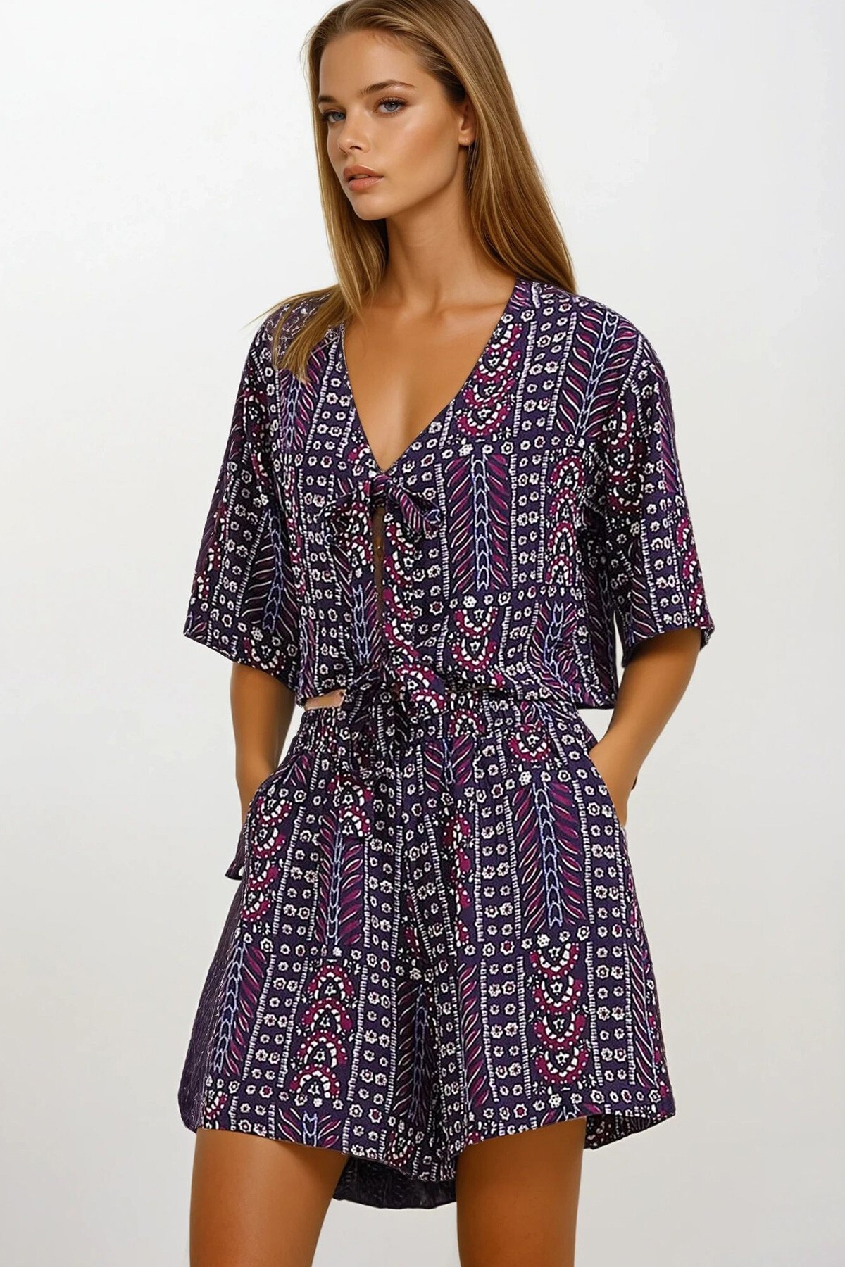 Mor Etnik Desenli Bağlamalı Bluz Ve Şort Takım