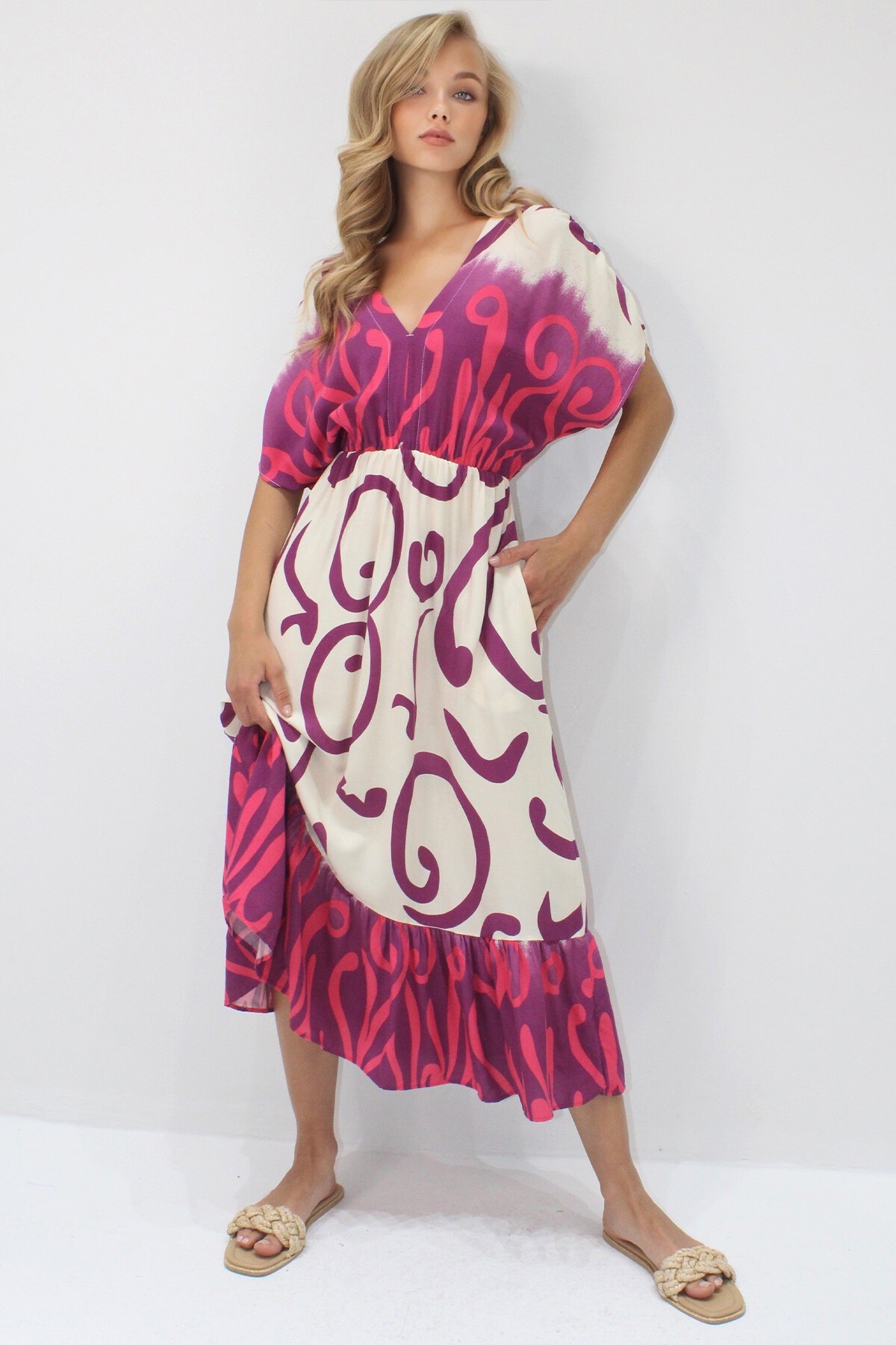 Mürdüm Ön Arka V Yaka Desenli Eteği Volanlı Yazlık Dokuma Elbise