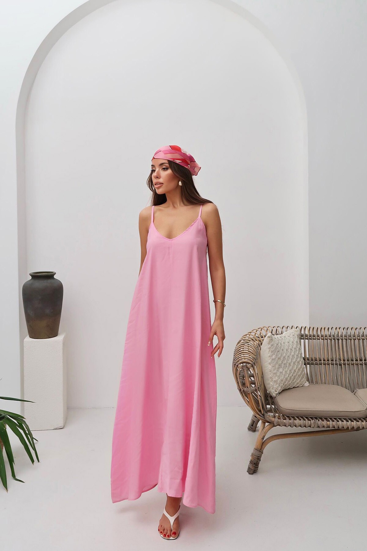 Pembe İp Askılı Salaş Astarlı Dökümlü Elbise