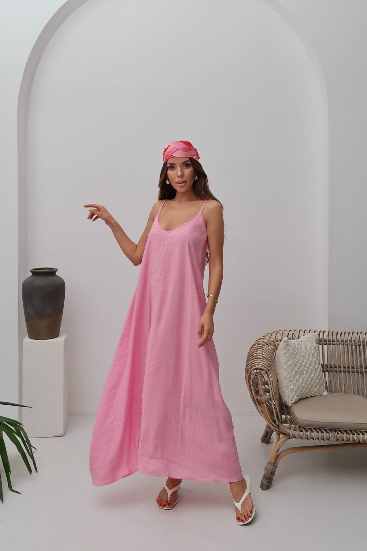 Pembe İp Askılı Salaş Astarlı Dökümlü Elbise