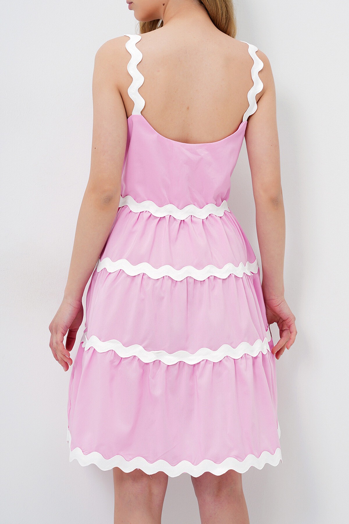 Pembe Zigzag Şerit Detaylı Gizli Fermuarlı Poplin Balon Elbise