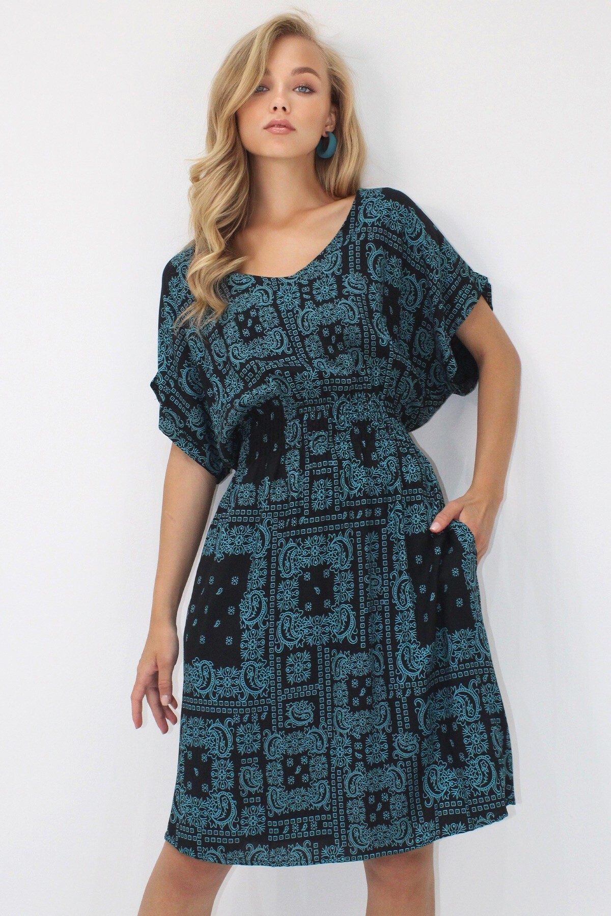 Petrol Mavi V Yaka Çift Cepli Etnik Desenli Beli Gipeli Dokuma Viskon Elbise