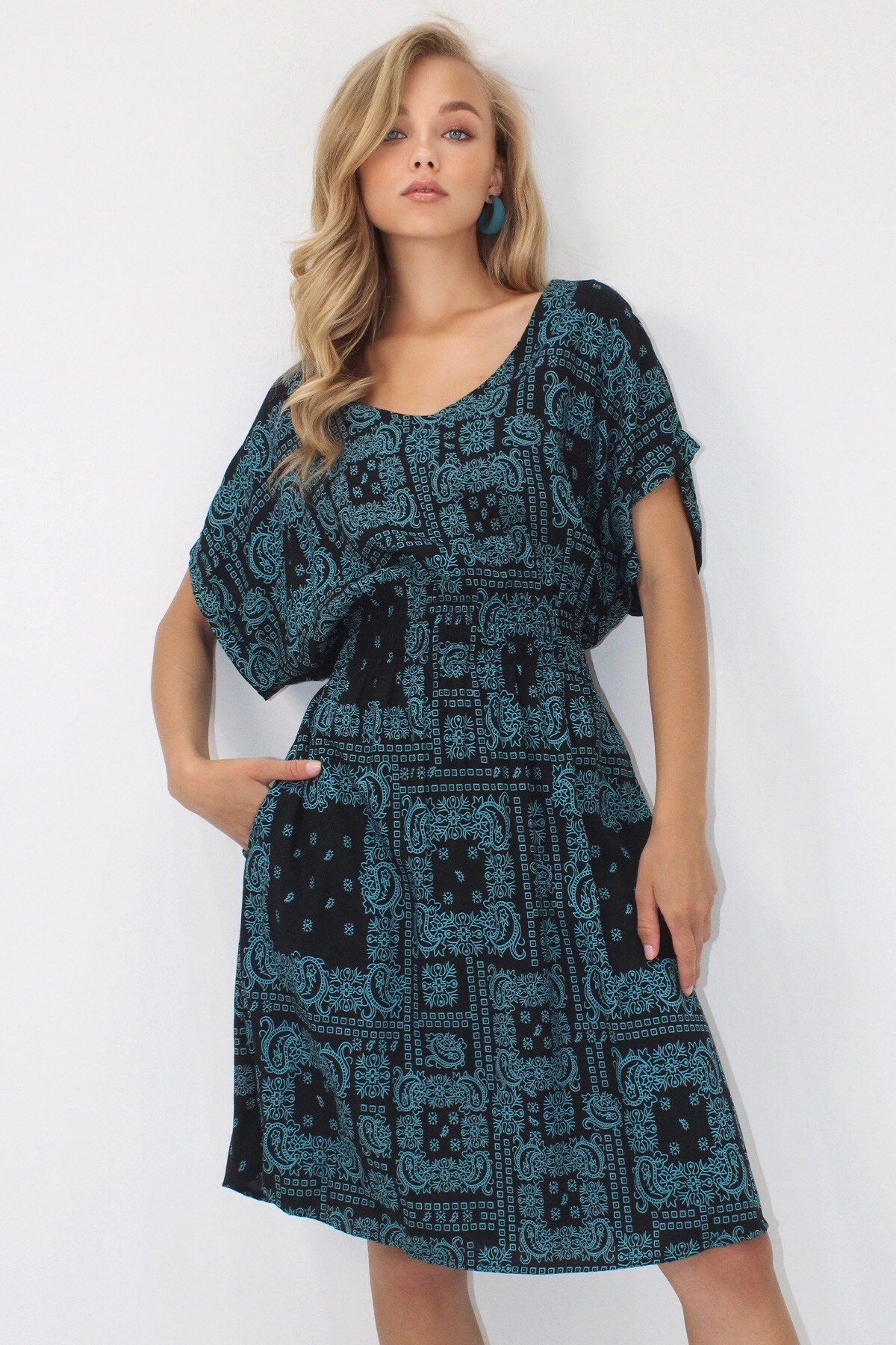 Petrol Mavi V Yaka Çift Cepli Etnik Desenli Beli Gipeli Dokuma Viskon Elbise