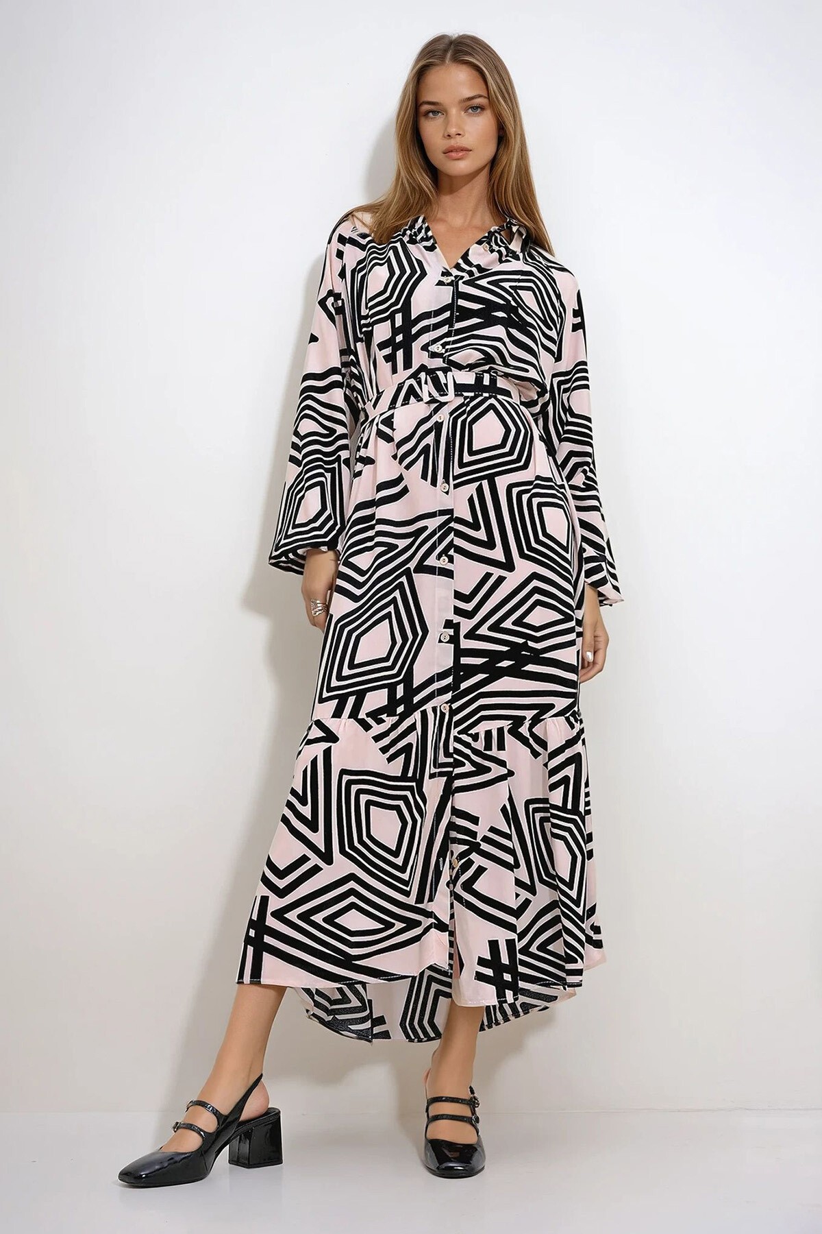 Pudra Hakim Yaka Önü Düğmeli Beli Kemerli Desenli Dokuma Viskon Elbise