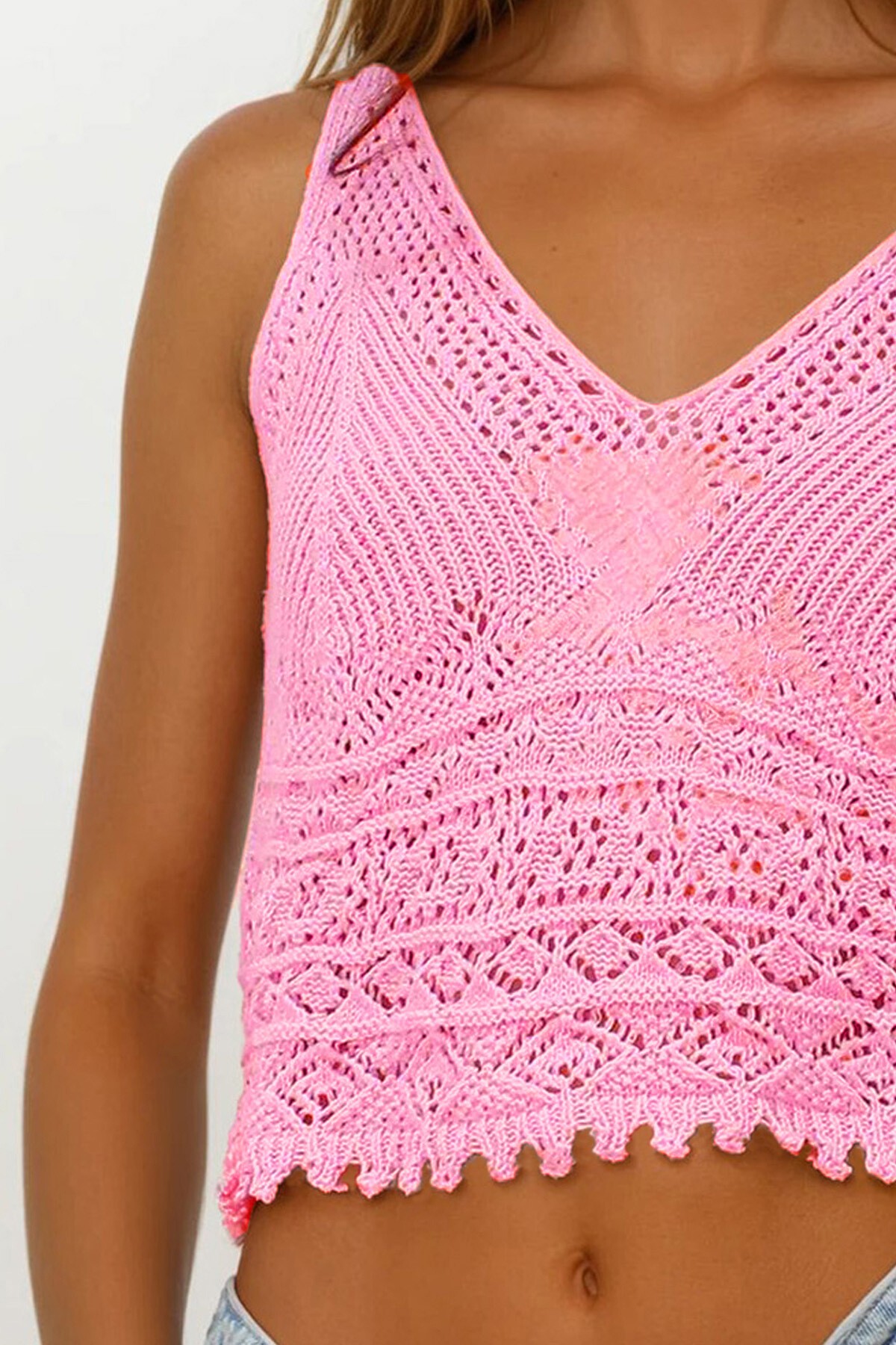 Pudra Pembe Askılı Ajurlu Örme Crop Bluz