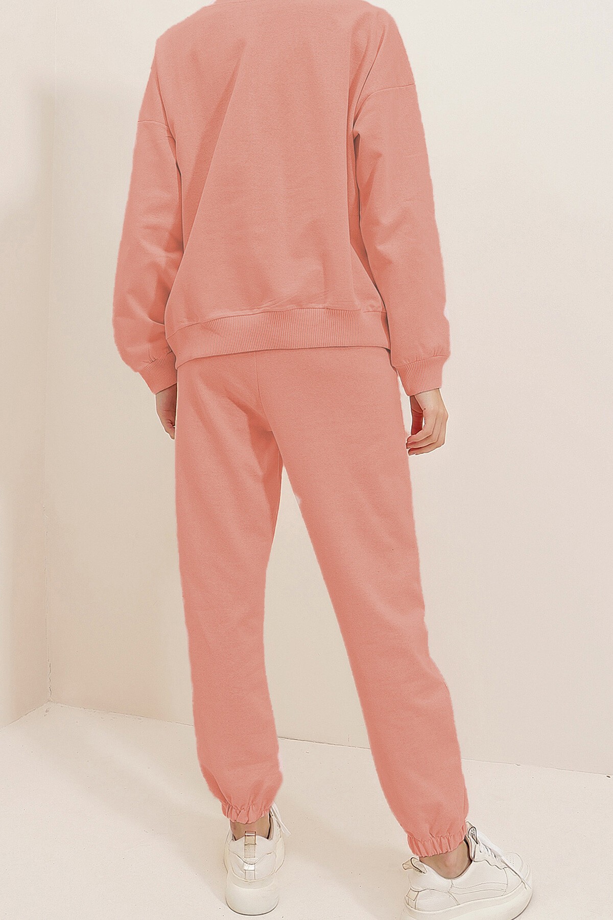 Pudra Pembe Bisiklet Yaka Beli Ve Paçası Lastikli İki İplik Basic Eşofman Takımı