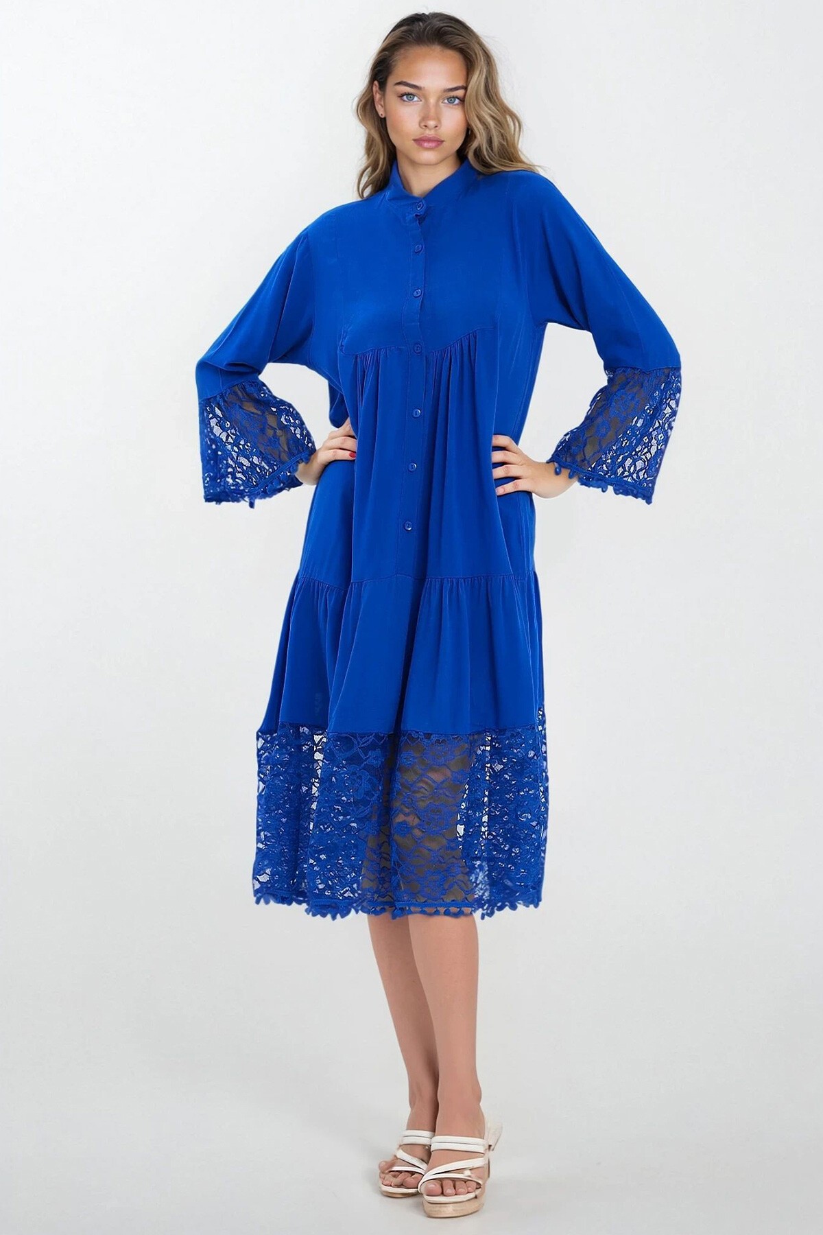 Saks Hakim Yaka Önü Düğmeli Dantelli Viskon Elbise