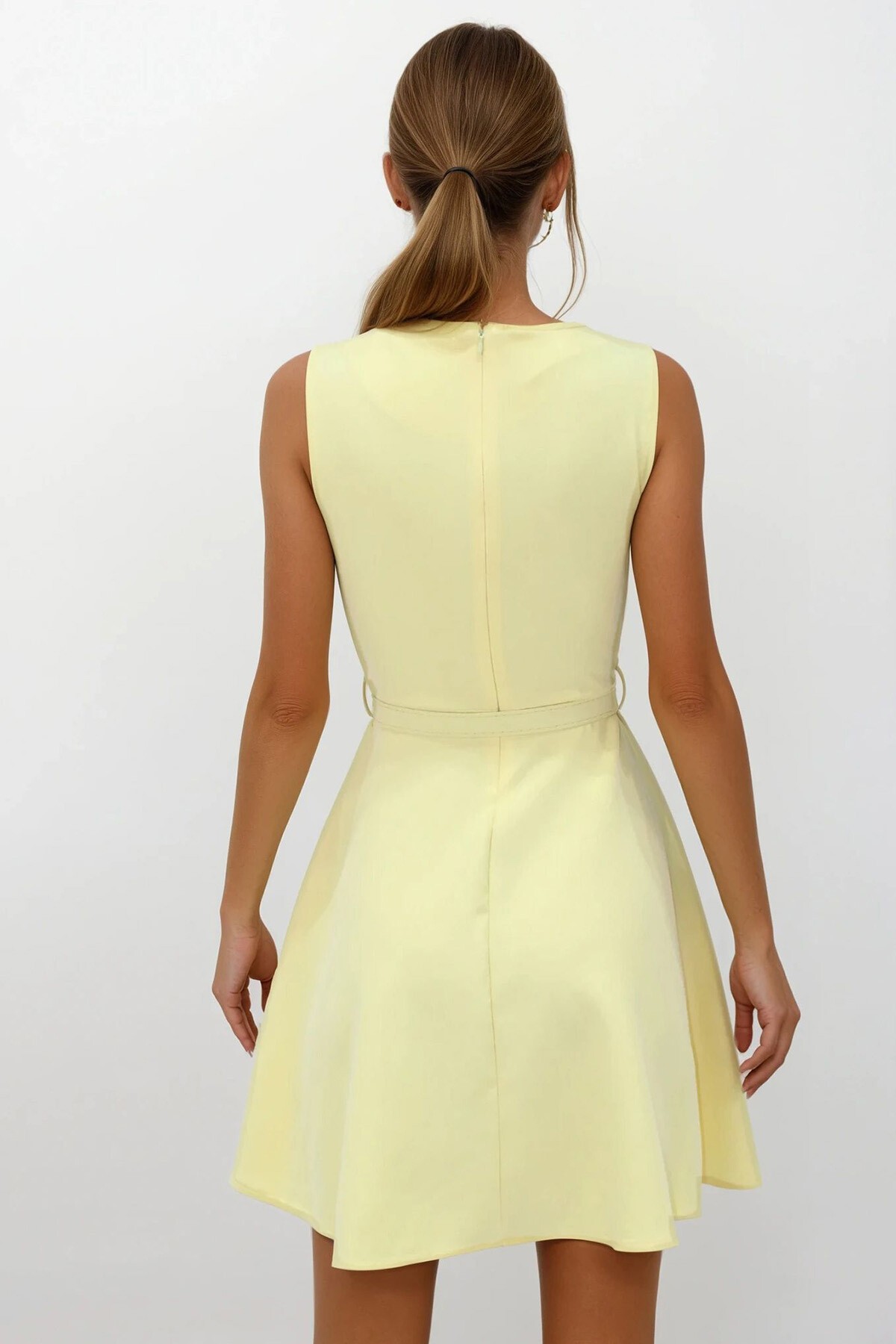 Sarı Bisiklet Yaka Fermuar Kapamalı Çift Cepli Kemerli Elbise