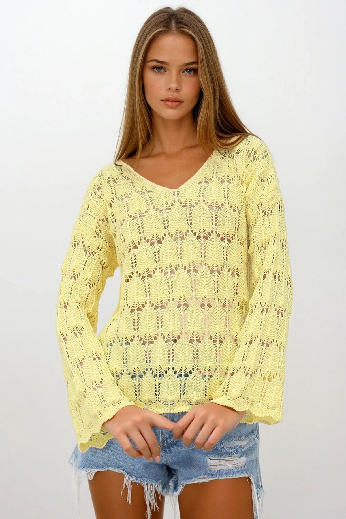 Sarı V Yaka Ajurlu Bluz