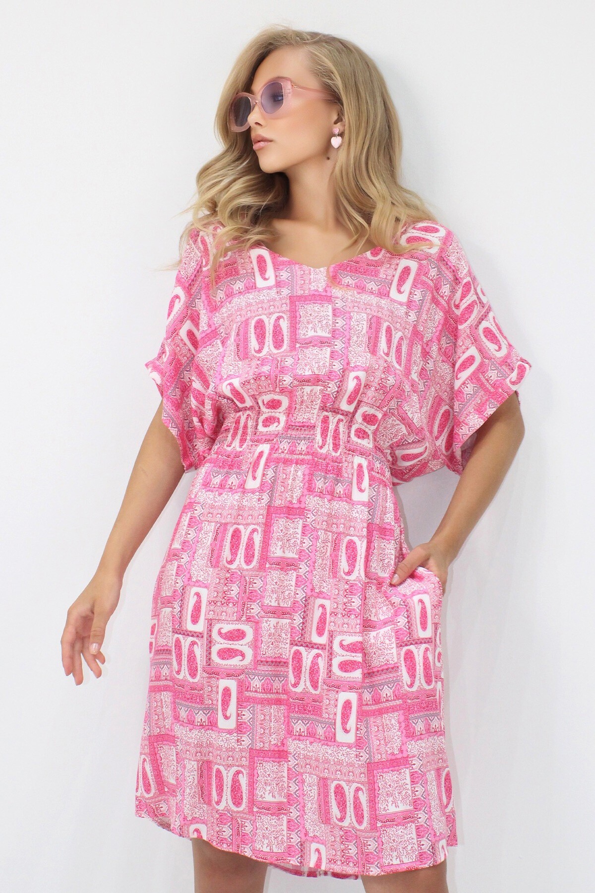 Şeker Pembe V Yaka Çift Cepli Etnik Desenli Beli Gipeli Dokuma Viskon Elbise