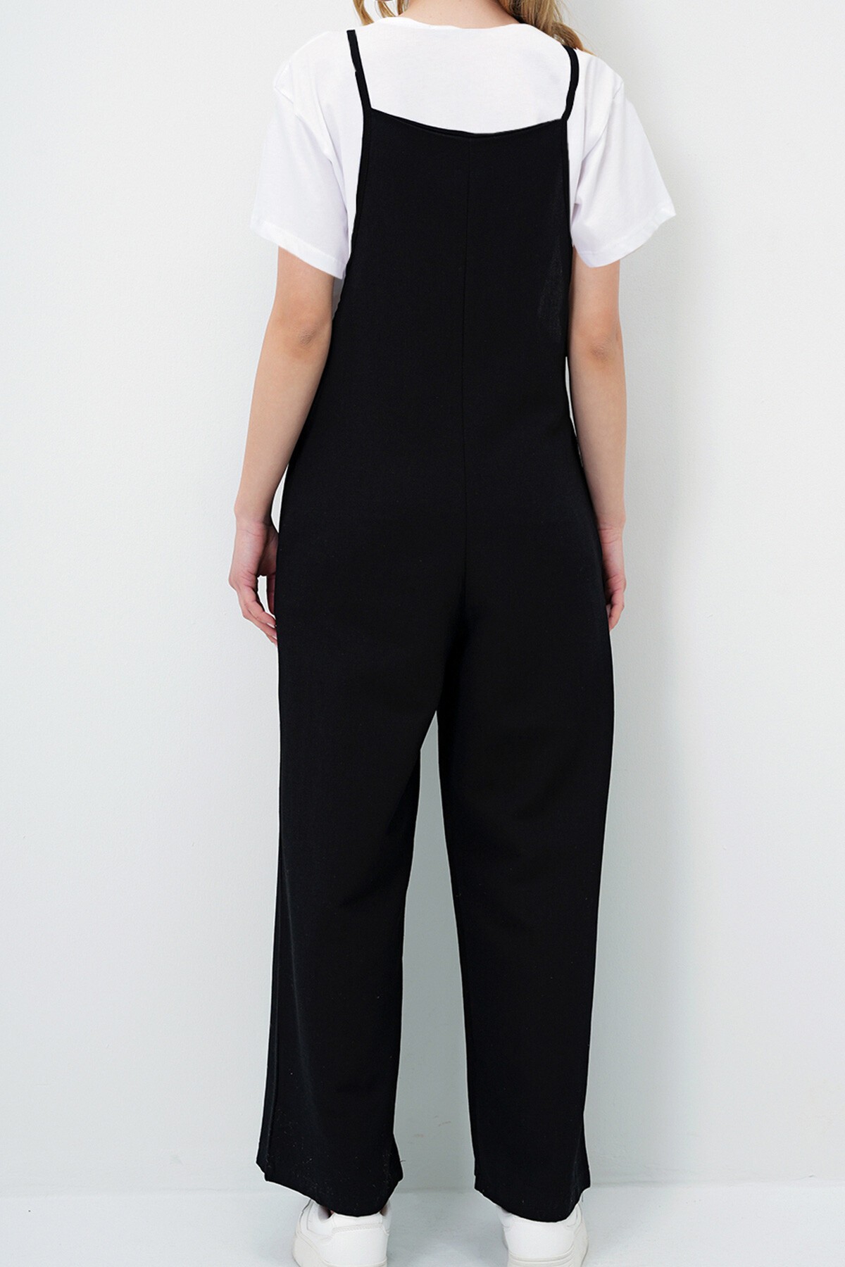 Siyah Askılı Bol Kesim Keten Tulum Ve Basic Pamuklu  T Shirt 2Li Takım