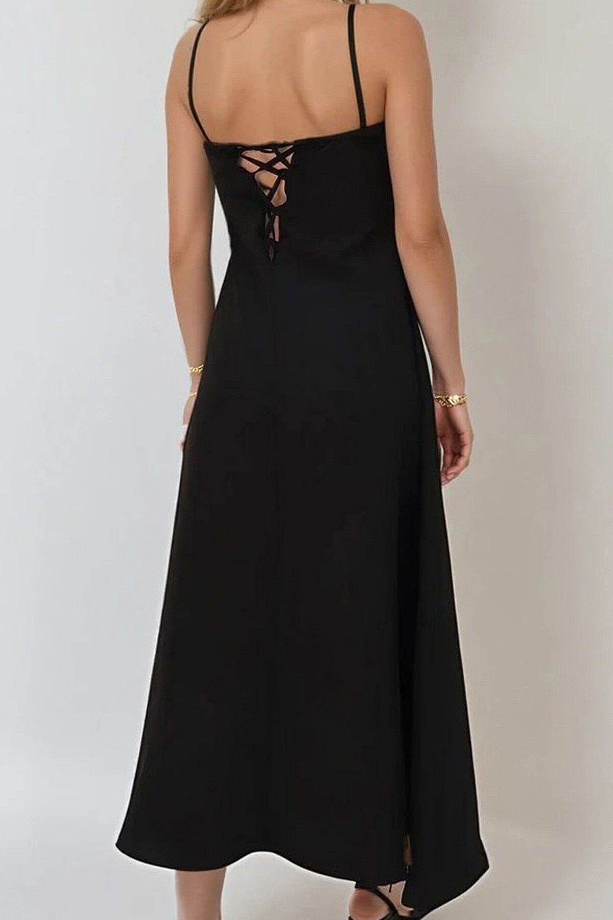 Siyah Ayarlanabilir Askılı Sırtı Bağlama Detaylı V Yaka Arobin Elbise