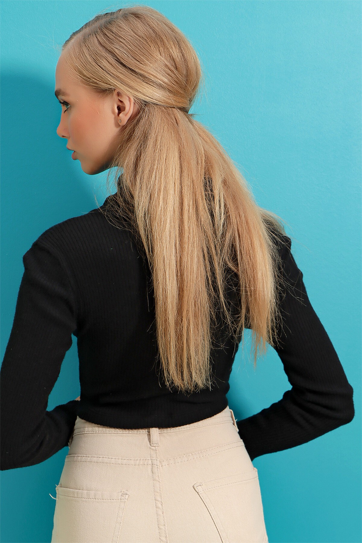 Siyah Balıkçı Yaka Fitilli Basic Crop Body Bluz