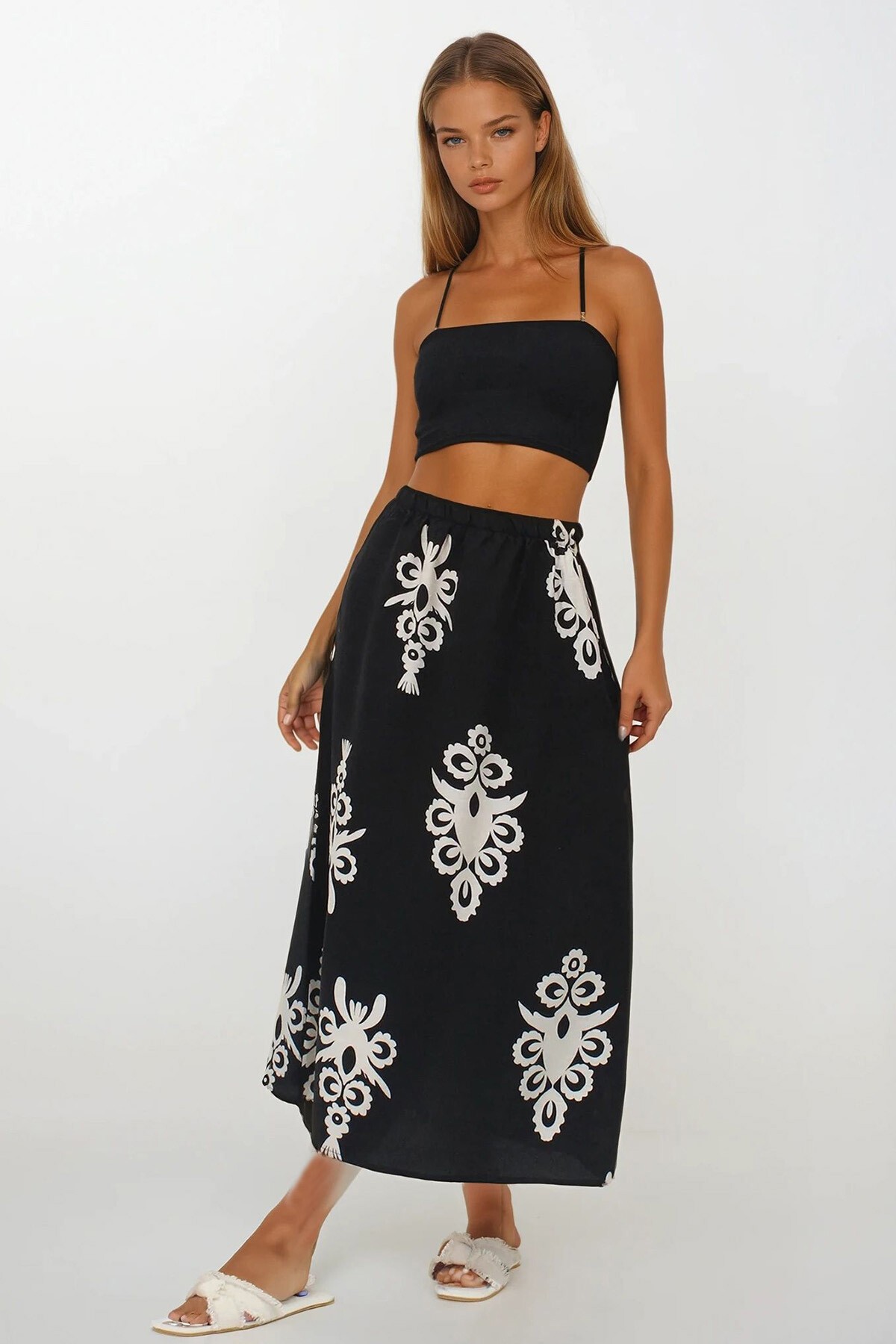 Siyah Beli Lastikli Çift Cepli Desenli Maxi Boy Etek