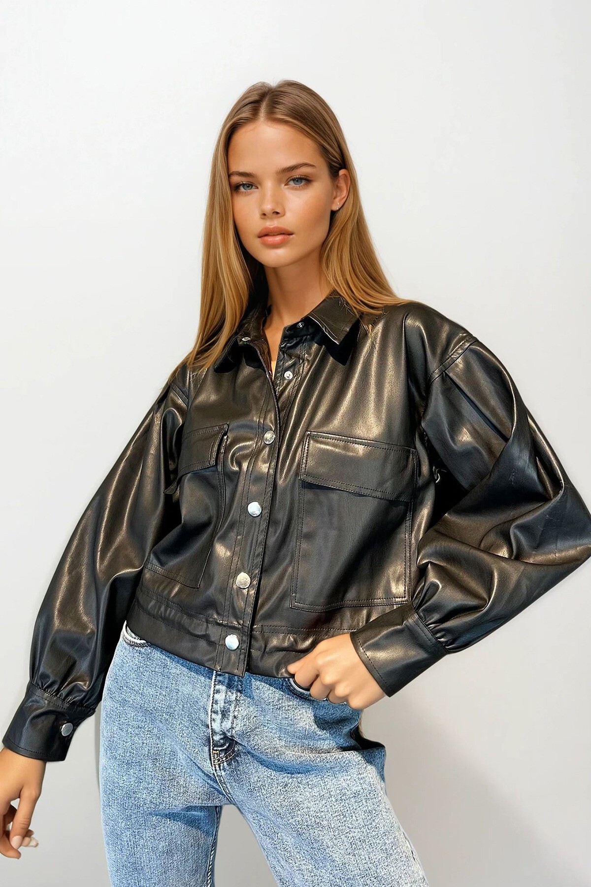 Siyah Çift Cepli Crop Suni Deri Ceket