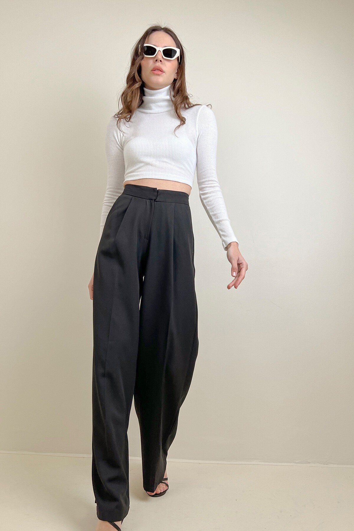 Siyah Çift Cepli Pileli Palazzo Pantolon