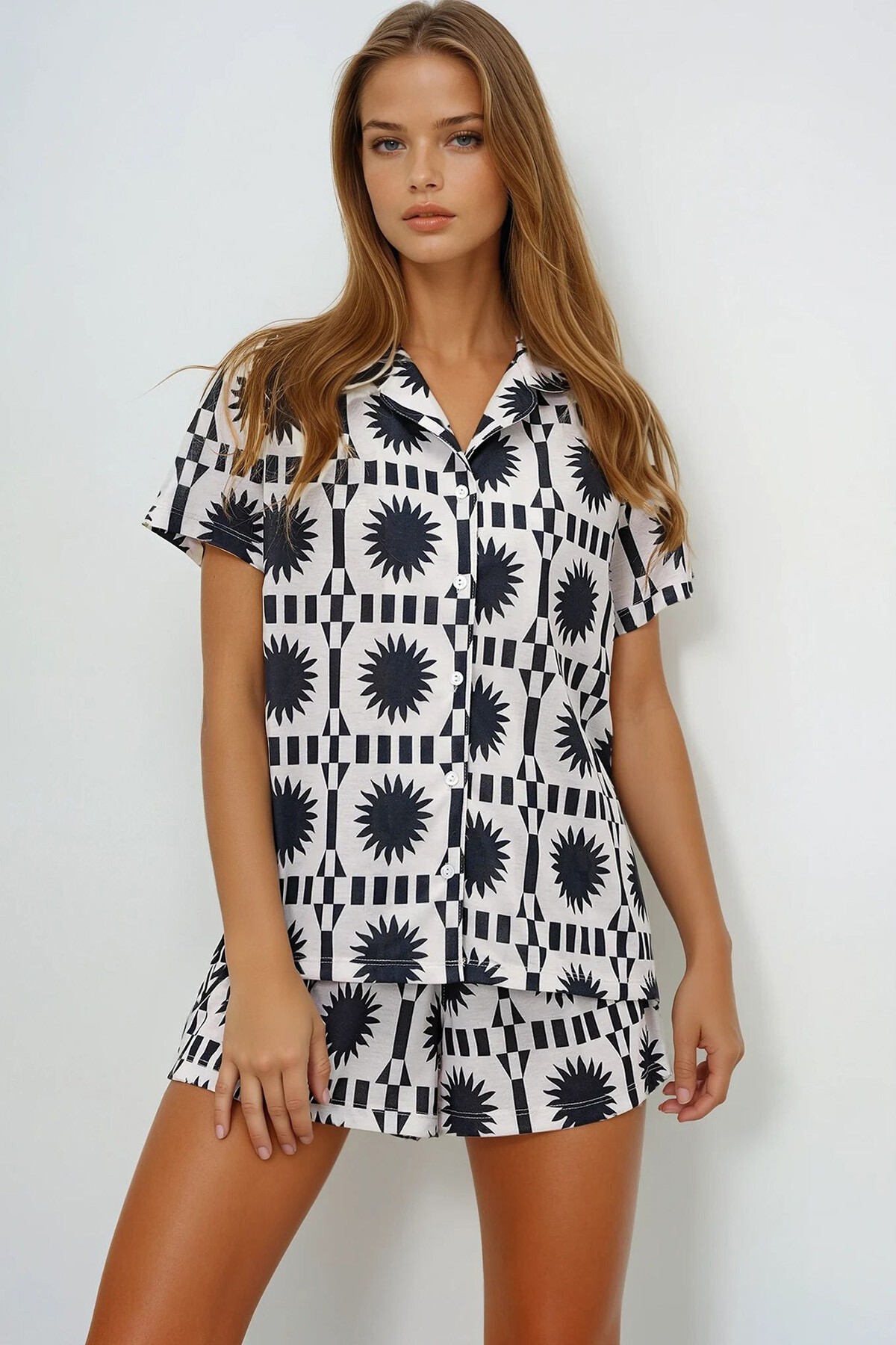 Siyah Ekru Yazlık Pamuk Örme Gömlek Ve Şort Pijama Takım