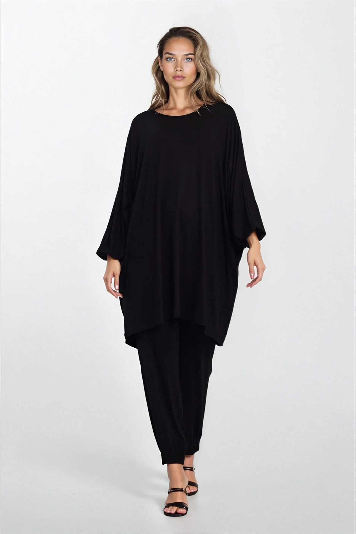 Siyah Kayık Yaka Bileği Ve Paçası Lastikli Büyük Beden Viskon Takım