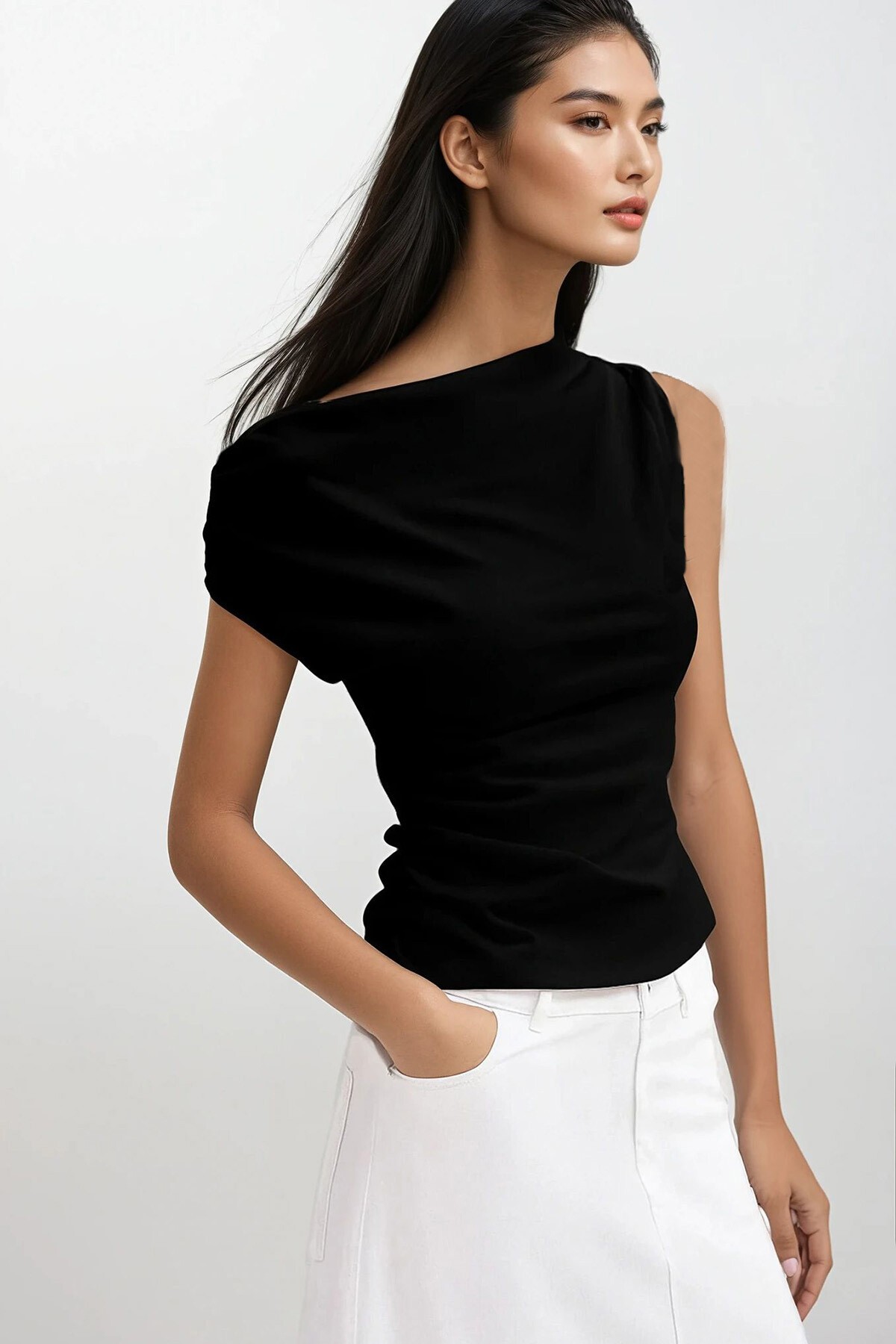 Siyah Omuzu Büzgülü Viscon Örme Bluz