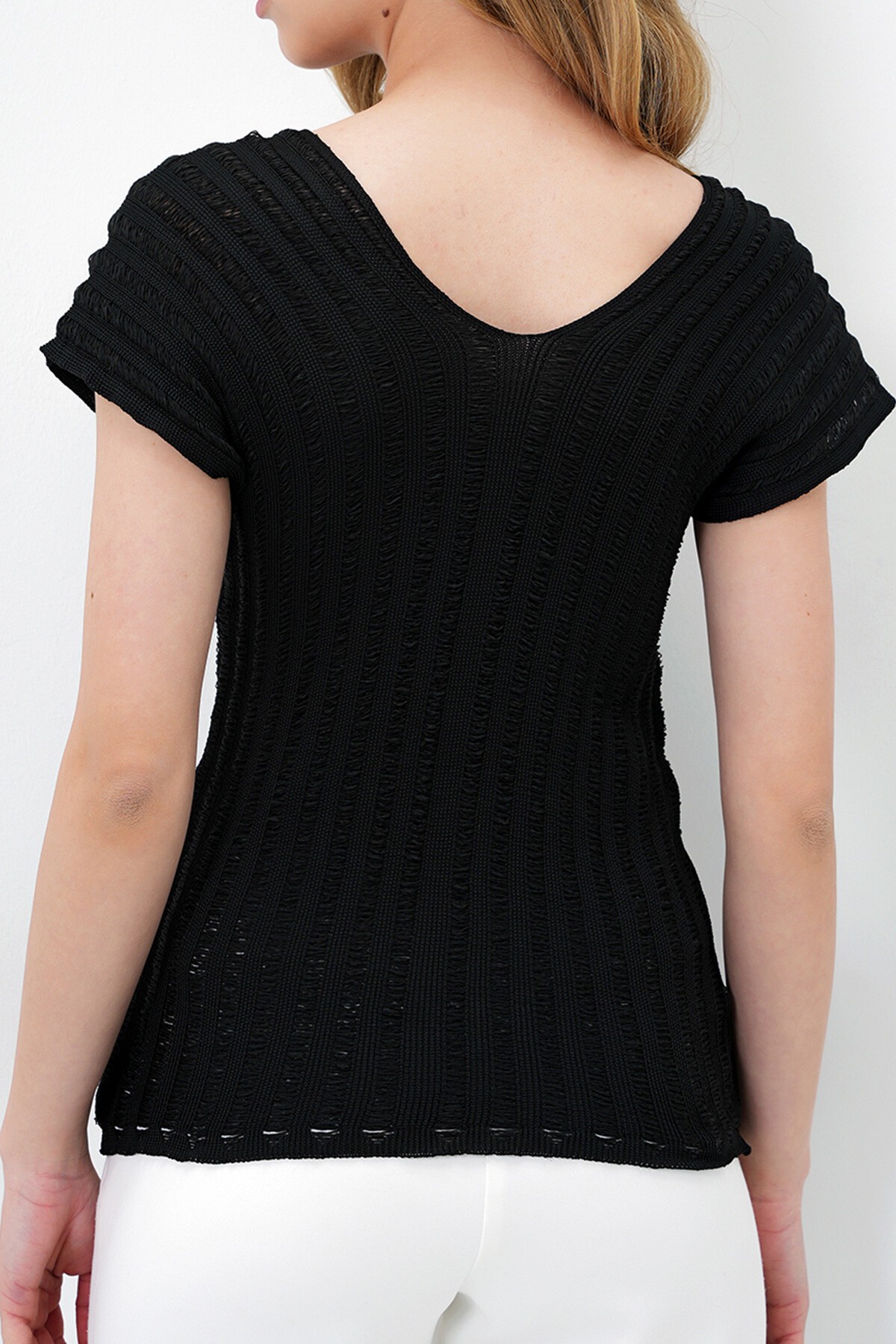 Siyah Ön Arka V Yaka Ajurlu Yazlık Triko Bluz