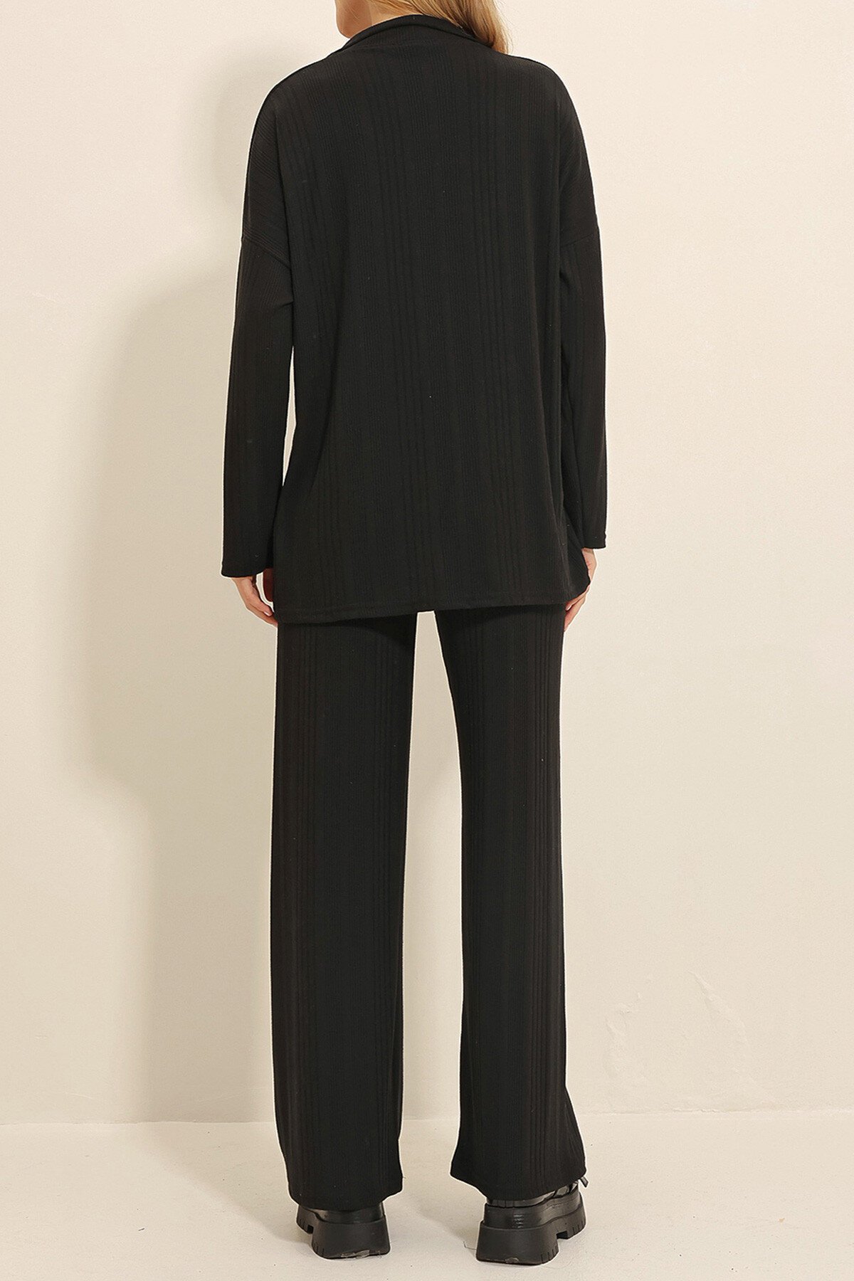 Siyah Önü Düğmeli Triko Hırka Ve Palazzo Pantolon İkili Takım