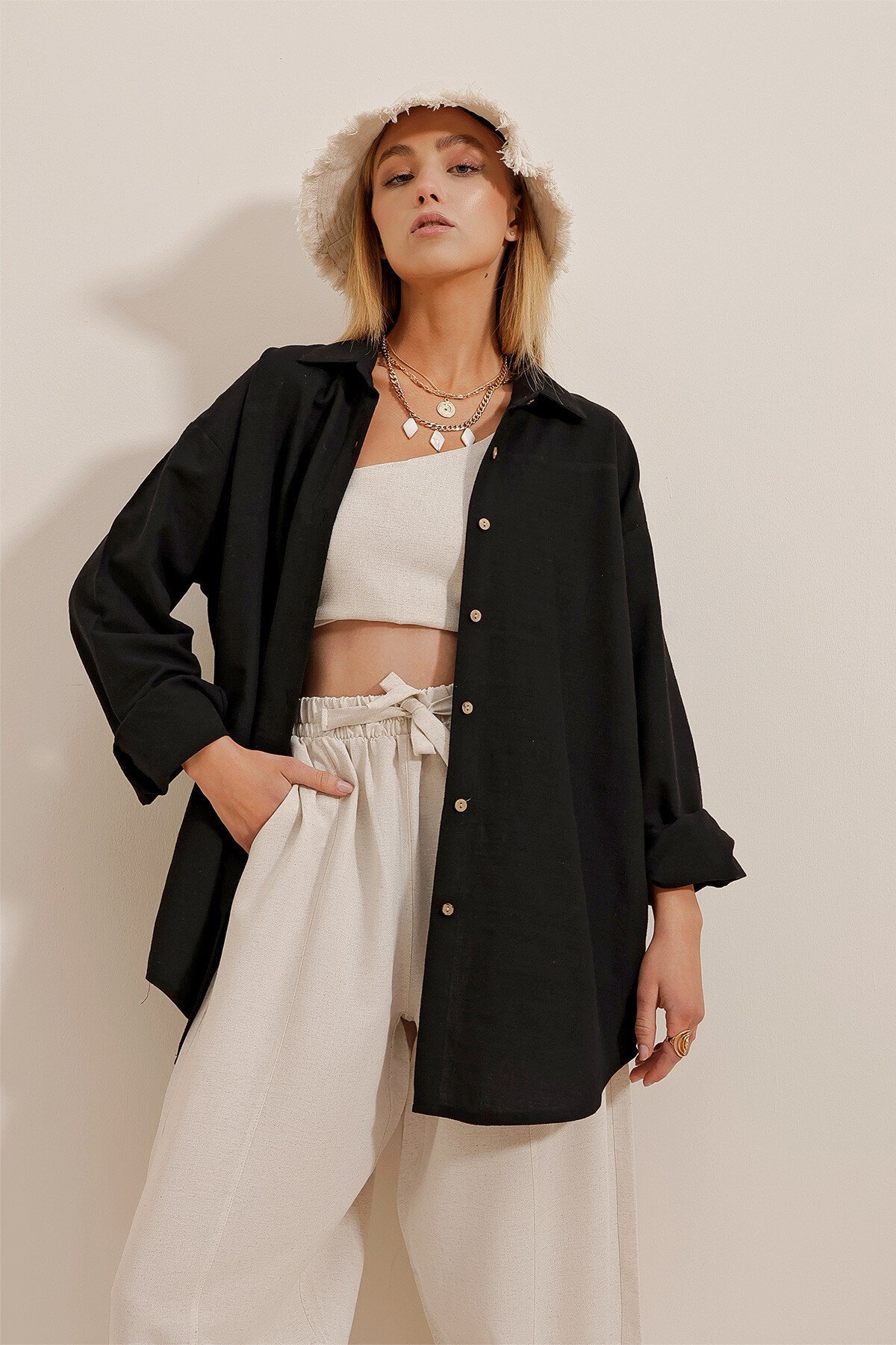 Siyah Oversize Keten Gömlek