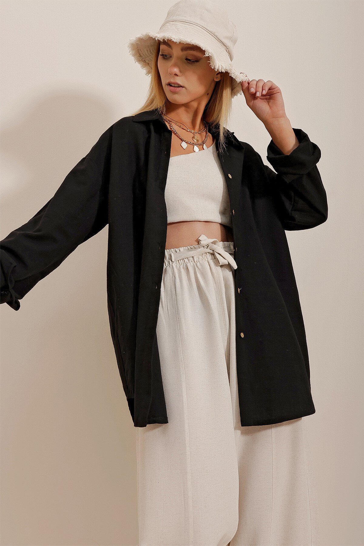 Siyah Oversize Keten Gömlek