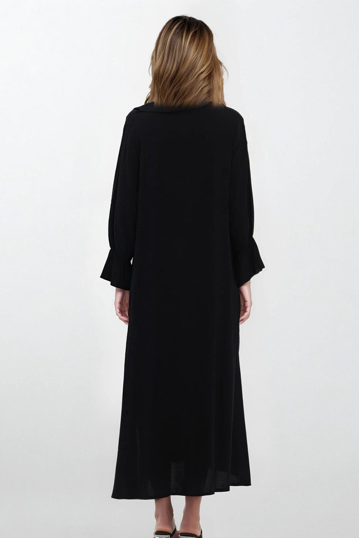 Siyah V Yaka Yırtmaçlı Büyük Beden Viskon Elbise