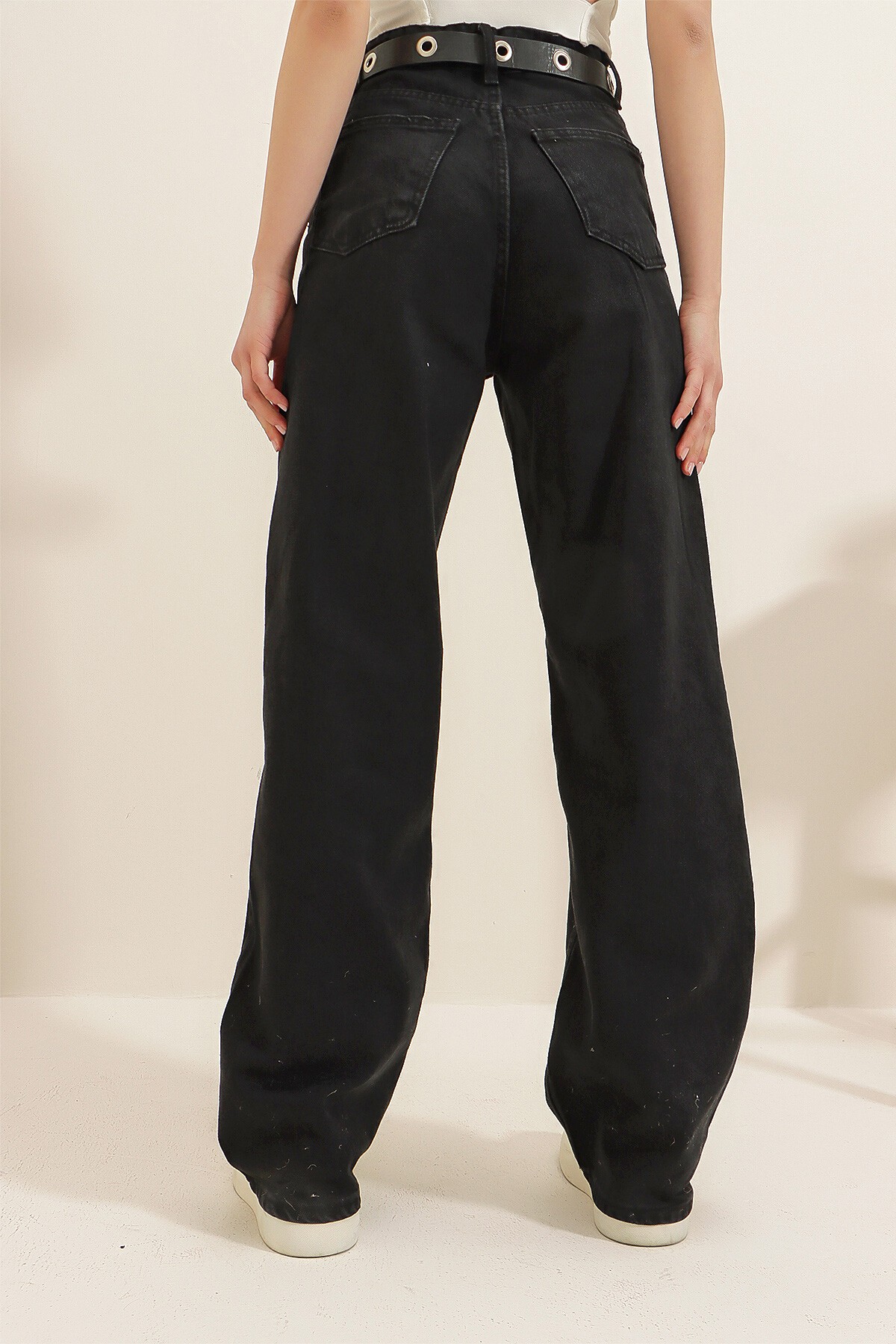 Siyah Yüksek Bel Bol Kesim Denim Pantolon