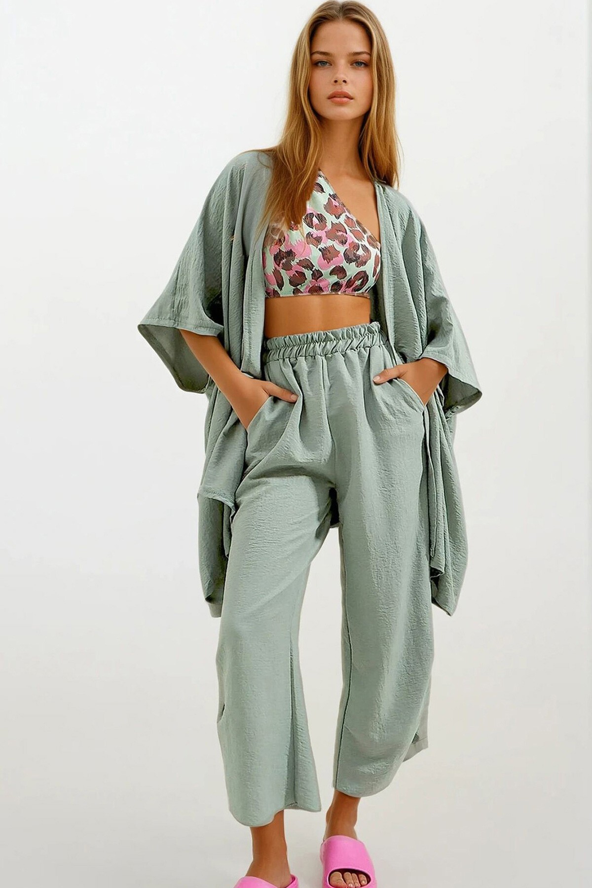 Su Yeşili Paçası Yırtmaçlı Kendinden Dokulu Pantolon Ve Ceket İkili Takım