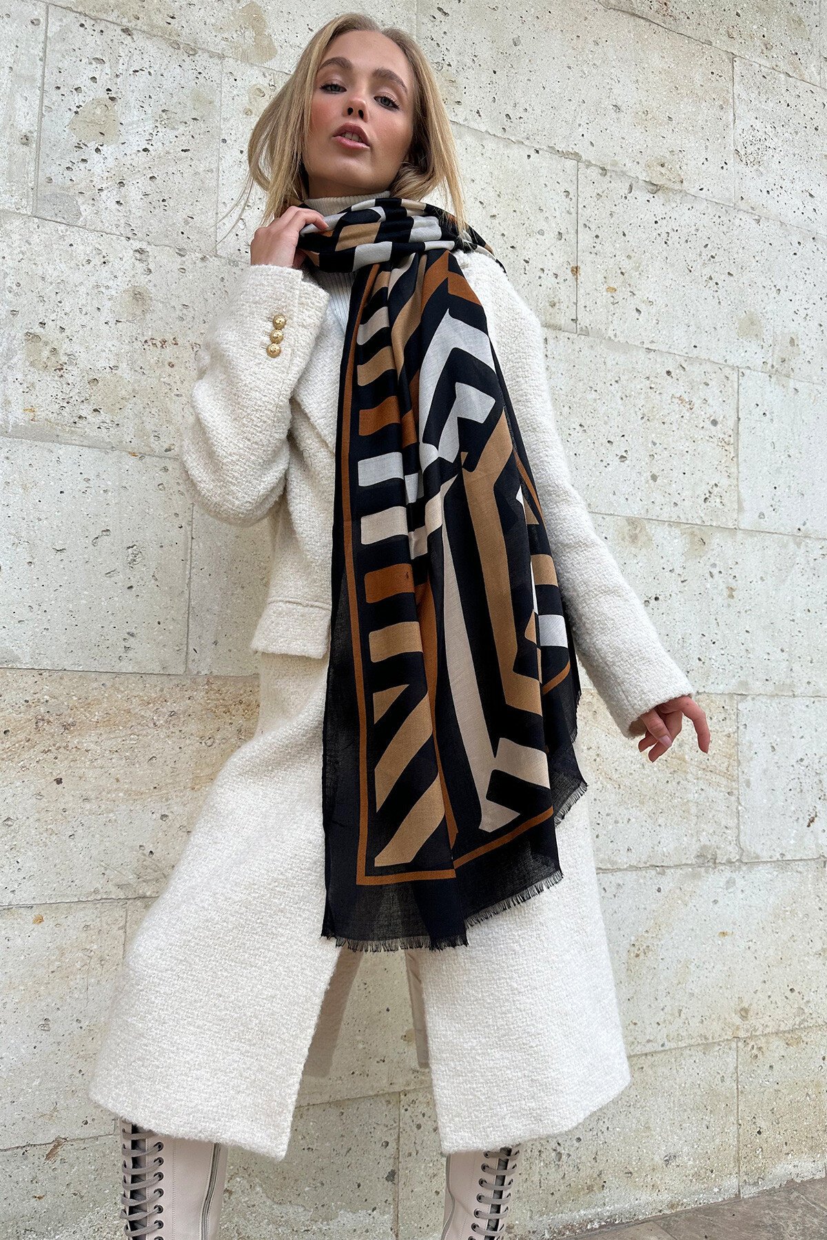 Tarçın Kahve Püskül Detaylı Desenli Şal