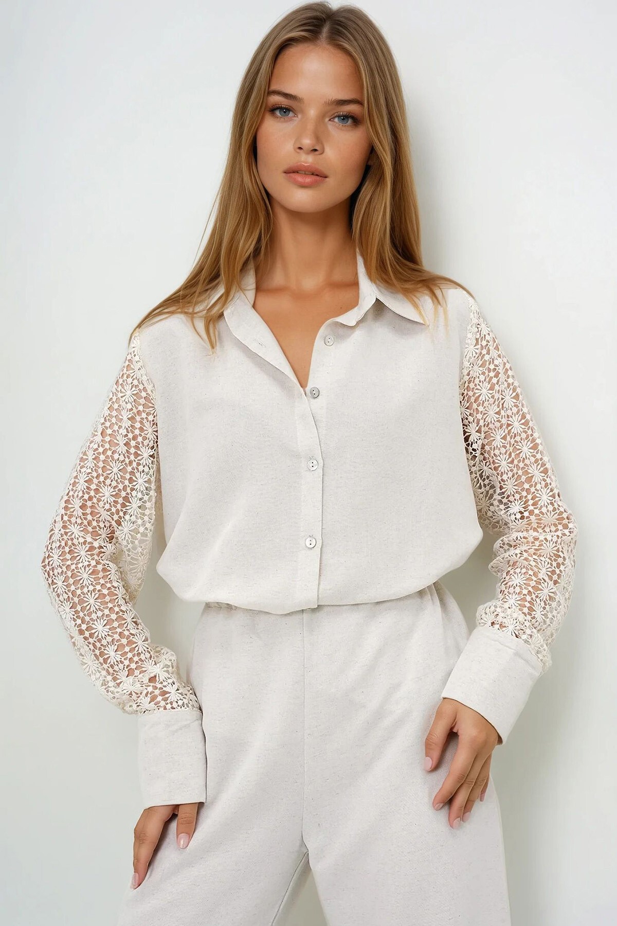 Taş Kolları Ve Sırtı Güpür Ham Keten Tasarım Gömlek