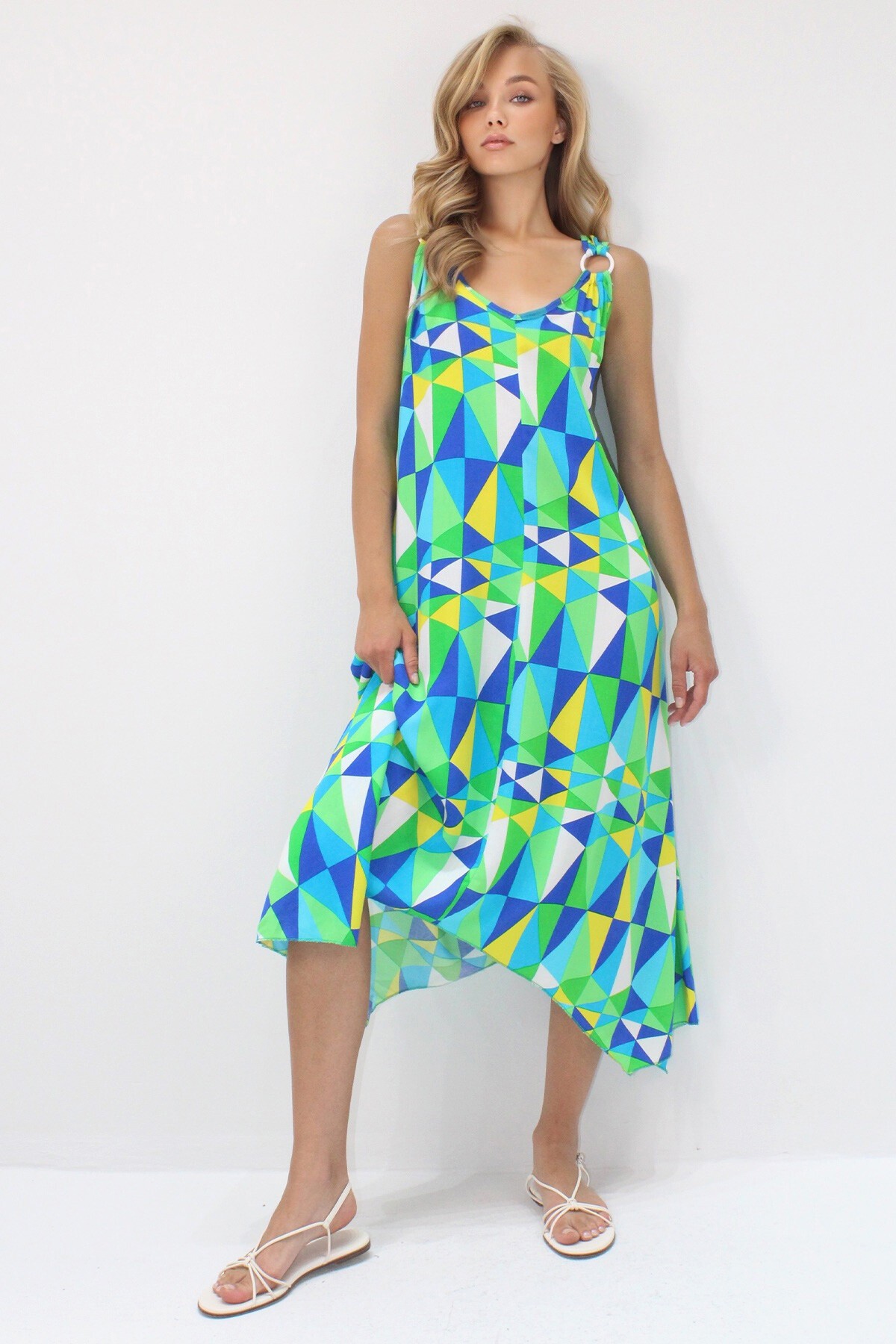 Turkuaz Mavi Asimetrik Kesim Askılı Halka Detaylı Rahat Kalıp Dokuma Viskon Elbise