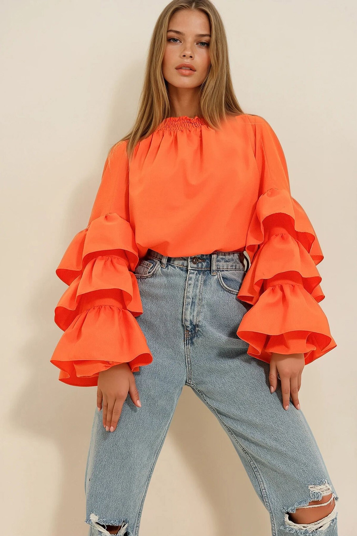 Turuncu Balıkçı Yaka Kolları Kat Volanlı Dokuma Bluz