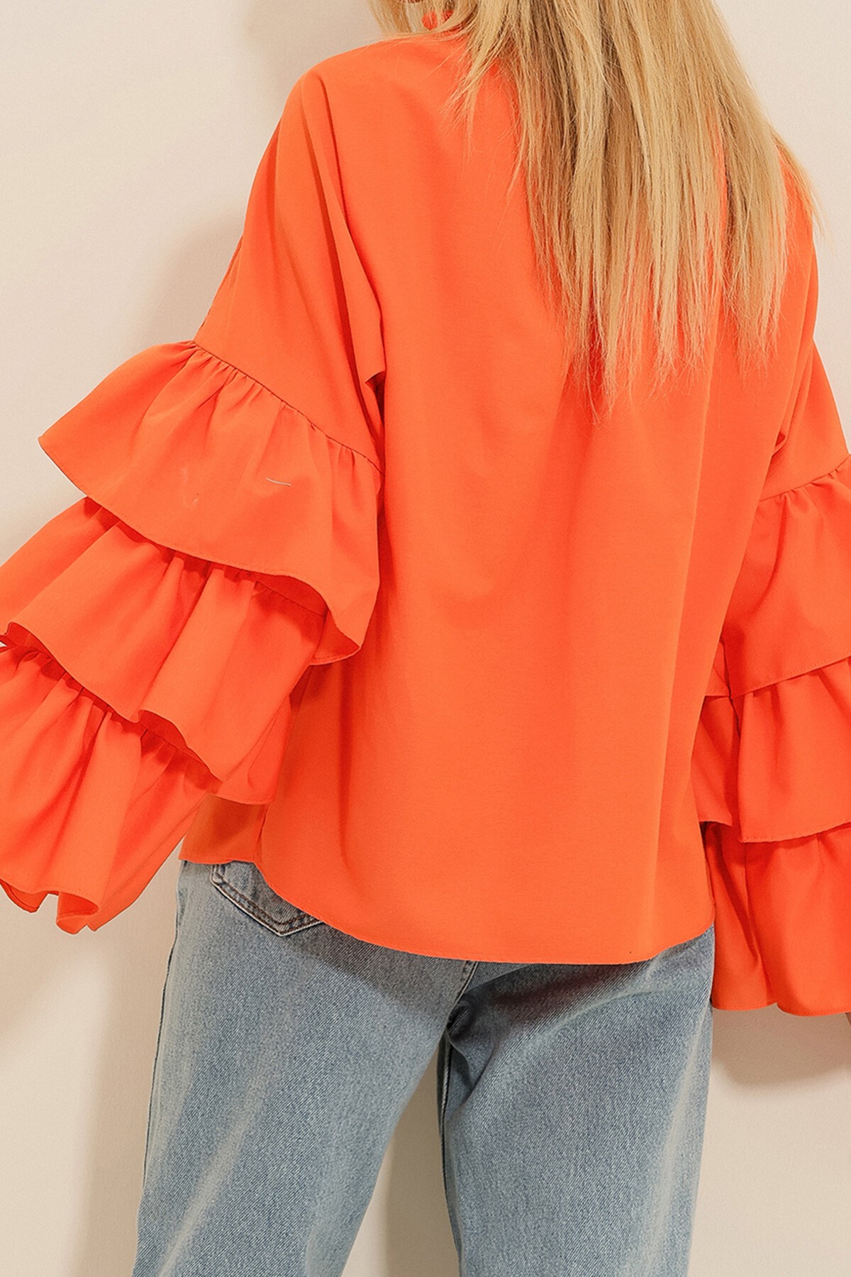 Turuncu Balıkçı Yaka Kolları Kat Volanlı Dokuma Bluz